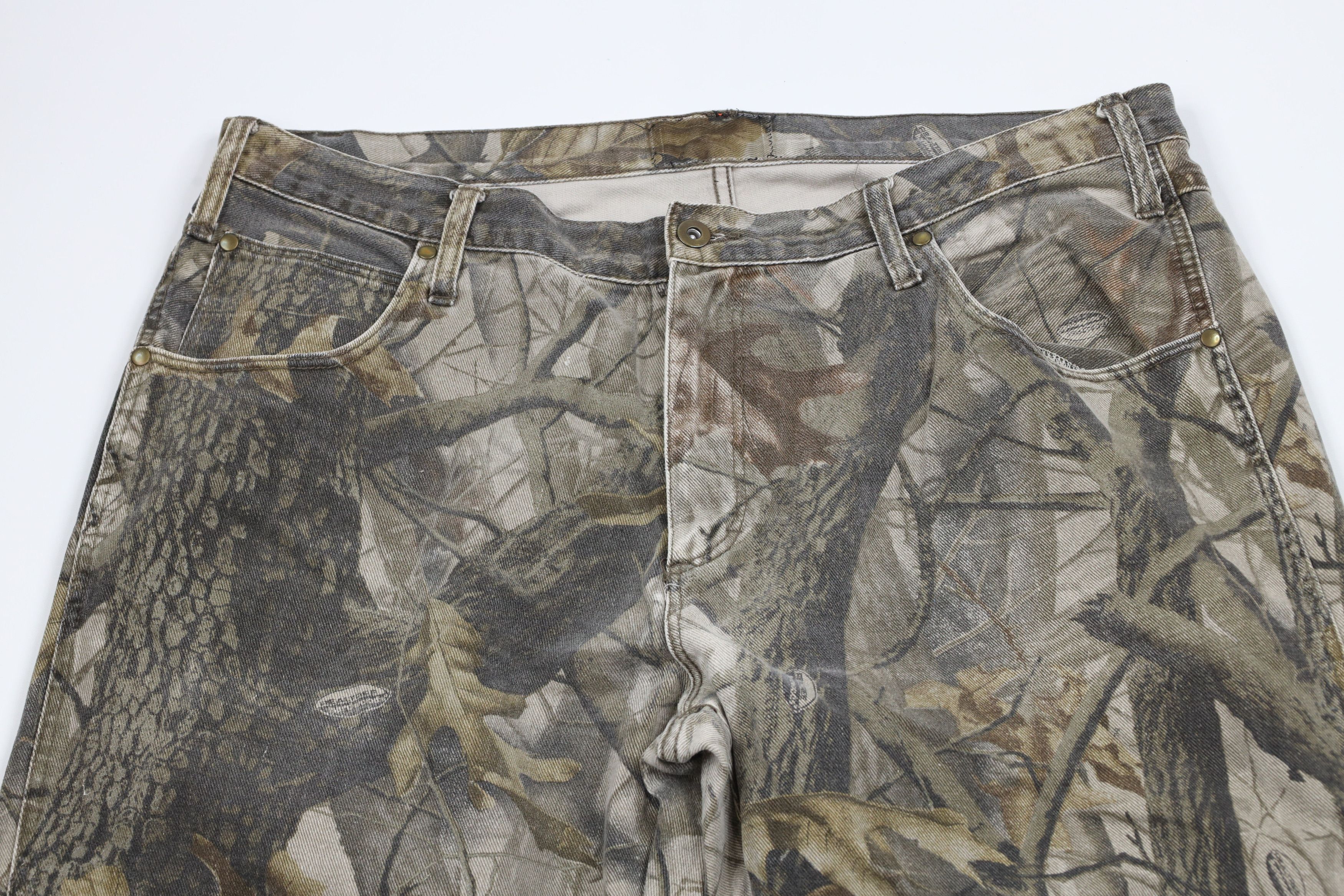 Vintage Vintage 90s Streetwear Camouflage Double Knee Wide Leg Jeans Size US 40 / EU 56 - 2 Thumbnail