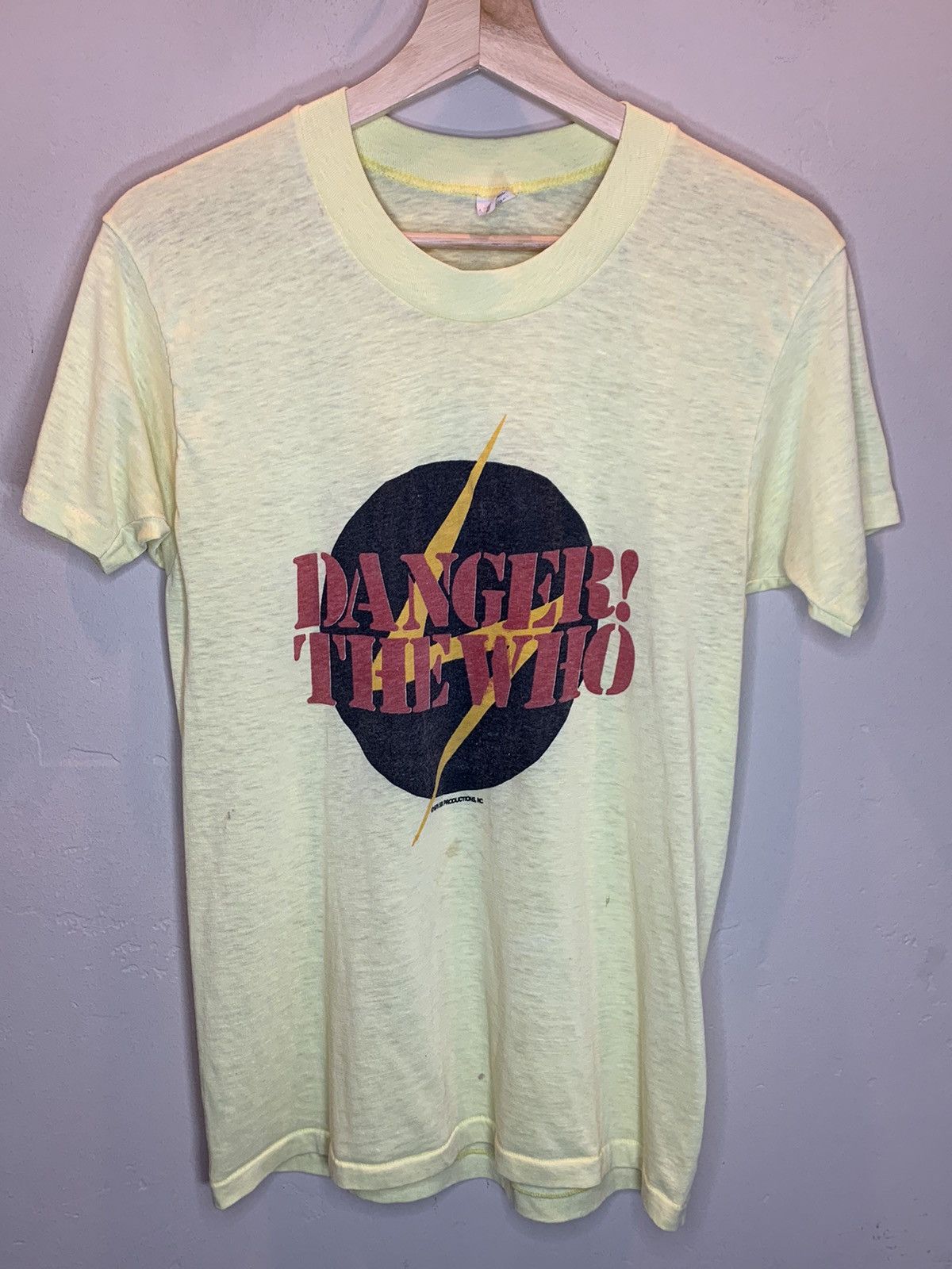 Band Tees *RARE* Vintage 70’s The Who Danger! Single Stitch Band Shirt Size US M / EU 48-50 / 2 - 1 Thumbnail