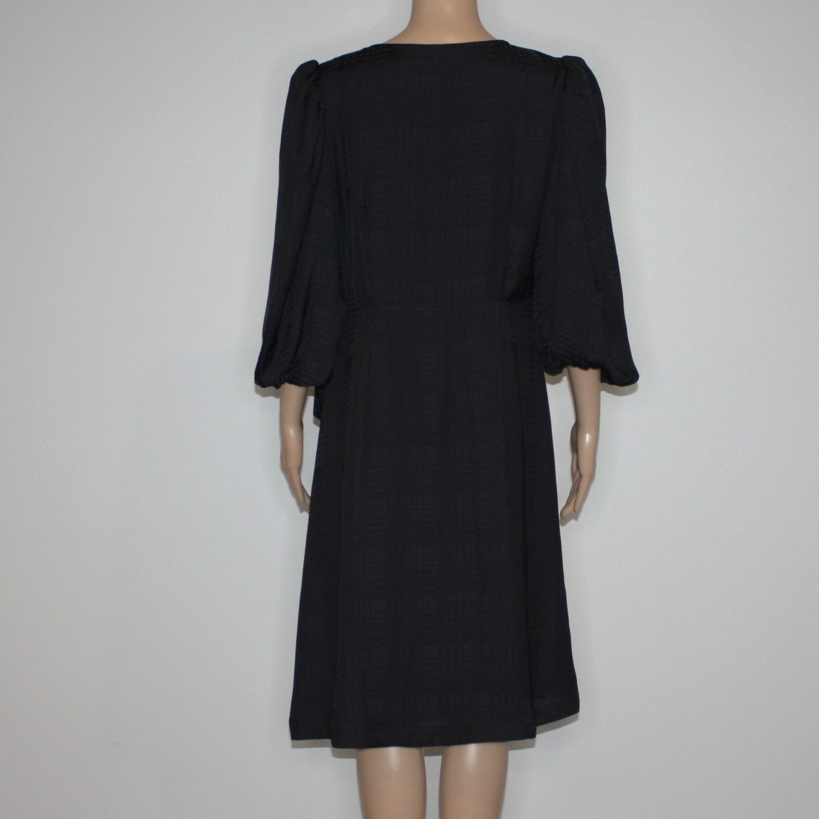 Other Halogen Everyday Three-Quarter Sleeve Wrap Dress in size M Size M / US 6-8 / IT 42-44 - 3 Thumbnail