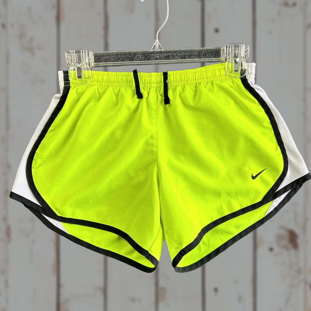 Nike VINTAGE Nike Womens Running Shorts Dri Fit L Volt Neon Green Built in Briefs FAST SHIP Size 36" / US 14 / IT 50 - 1 Thumbnail