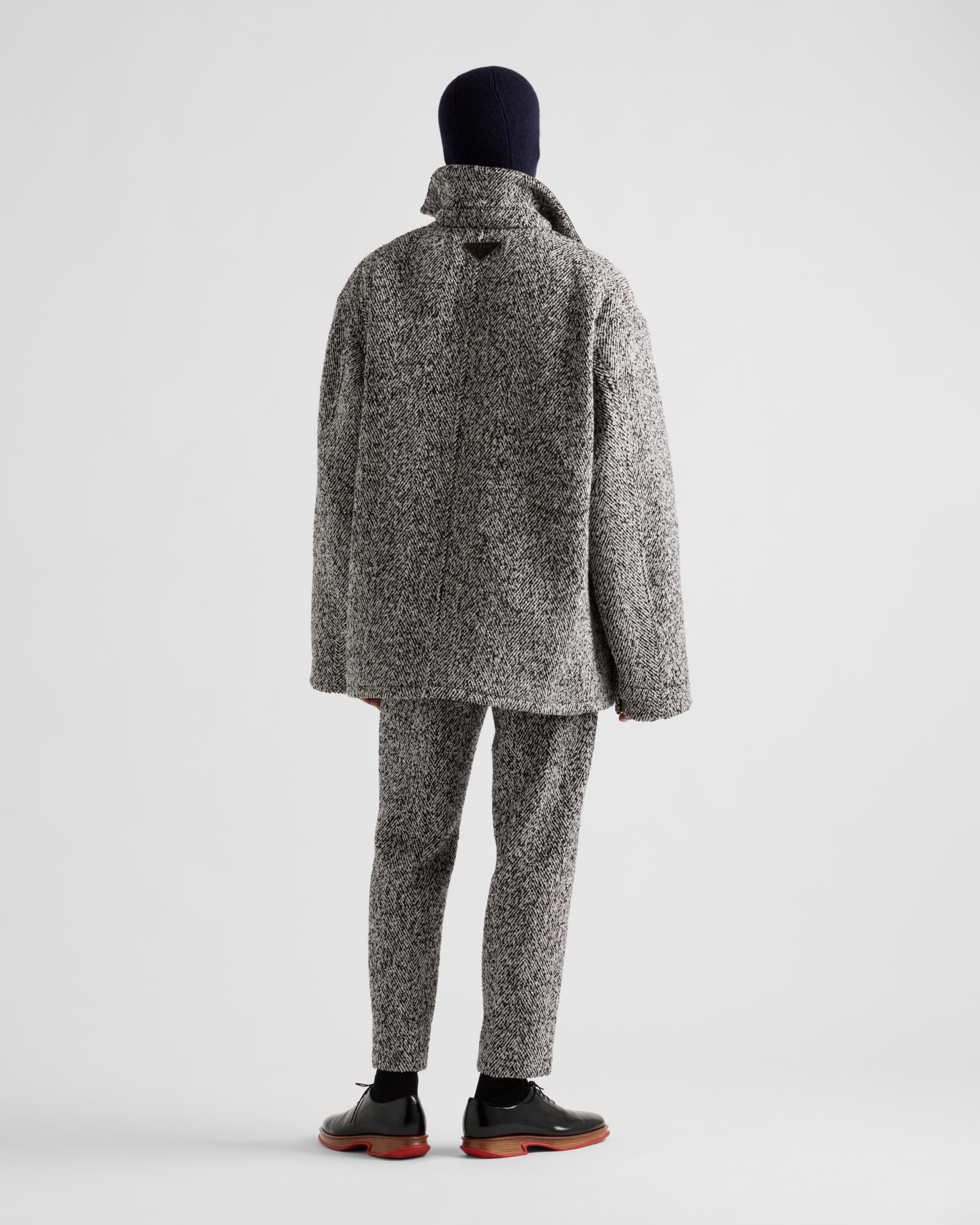 Prada o1bcso1str1025 Boucle Wool Jacket in Black/White Size US S / EU 44-46 / 1 - 5 Thumbnail