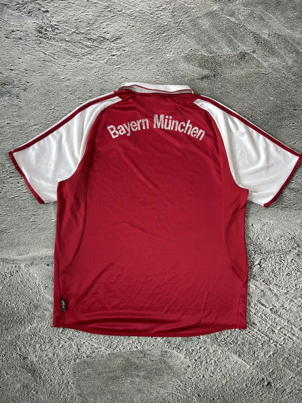 Adidas × Vintage Adidas Bayern Munchen Jersey red T-Mobile 2003 2004 Size US XL / EU 56 / 4 - 9 Thumbnail