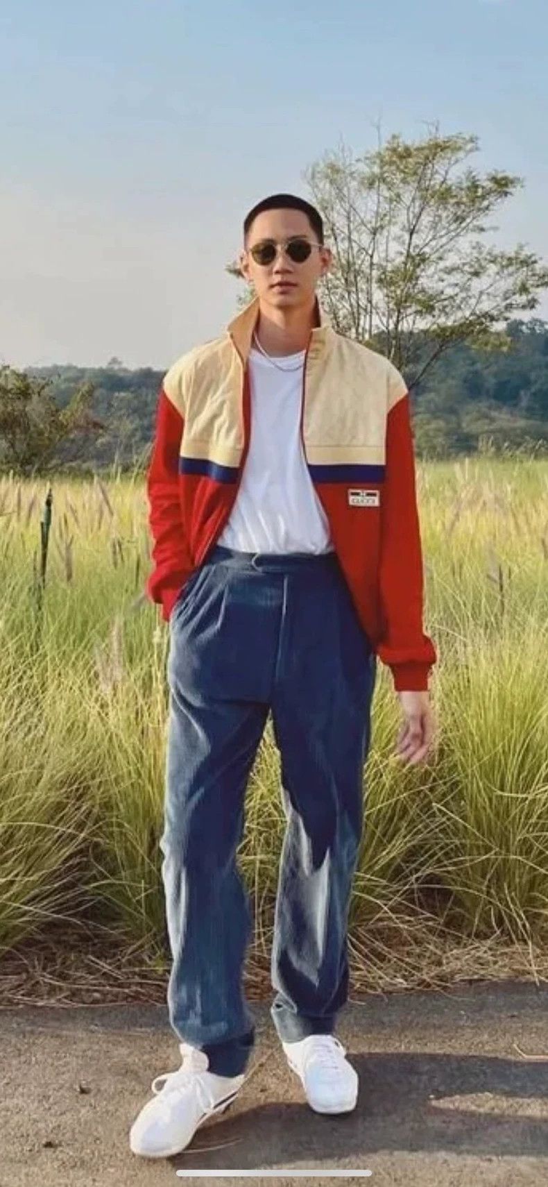 Gucci White and red color-blocked jacket 2504-Nextarrow