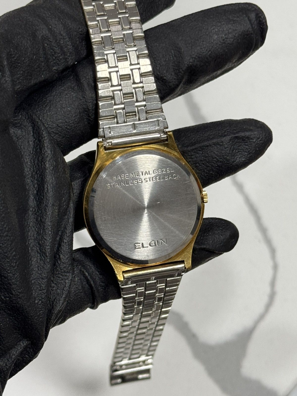 Other Vintage Elgin Day/Date Gold Tone Quartz Watch Size 34 - 13 Thumbnail