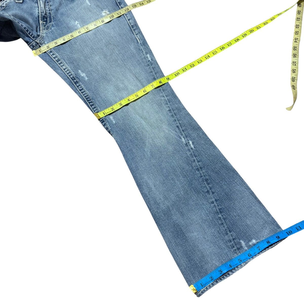 True Religion True Religion Joey Big T Distressed Denim Flare Jeans Size US 31 - 19 Thumbnail