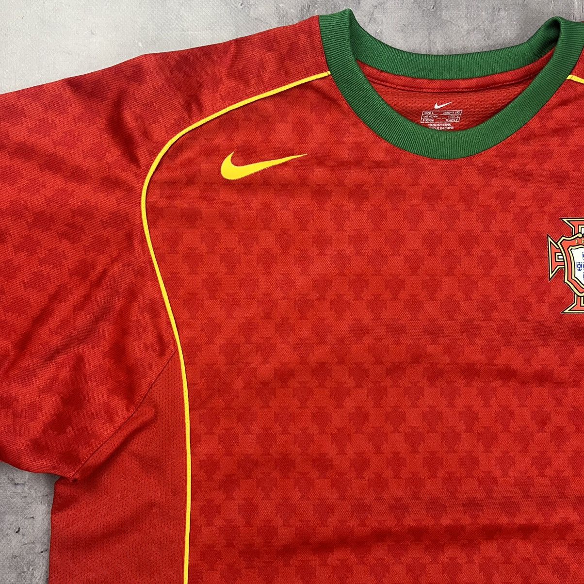 Nike Rare! Portugal Nike Vintage Soccer Jersey Shirt 00s Size US L / EU 52-54 / 3 - 4 Thumbnail