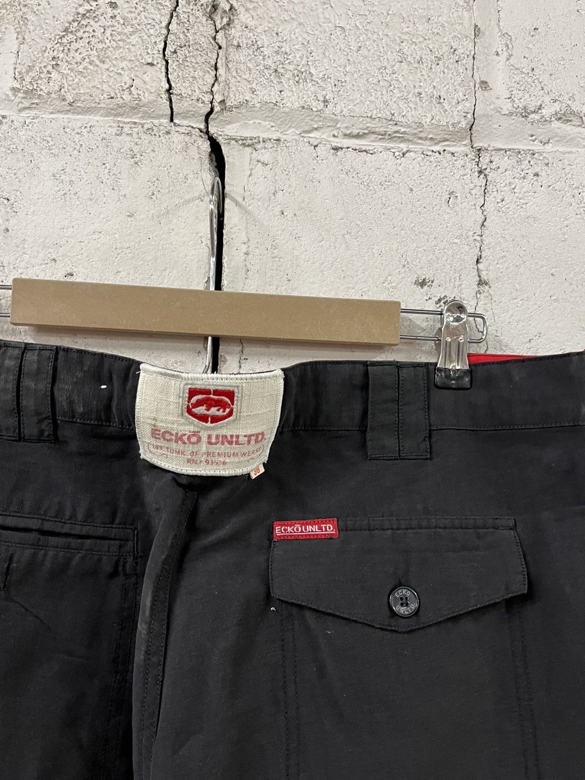 Ecko Unltd. Ecko y2k baggy fit rare rave cargo utility skater hype Size US 34 / EU 50 - 9 Thumbnail