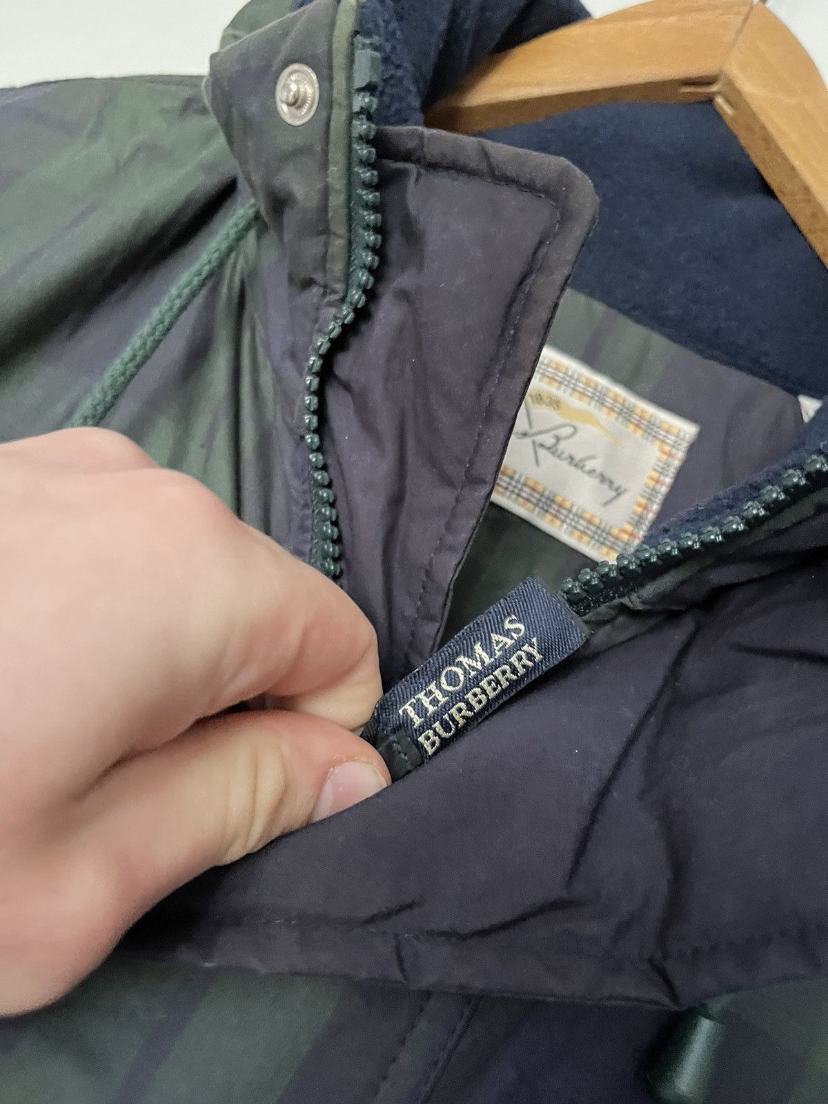 Burberry × Designer × Vintage Vintage 90’s Thomas Burberry Puffer Jacket Luxury Designer Size US XL / EU 56 / 4 - 6 Thumbnail