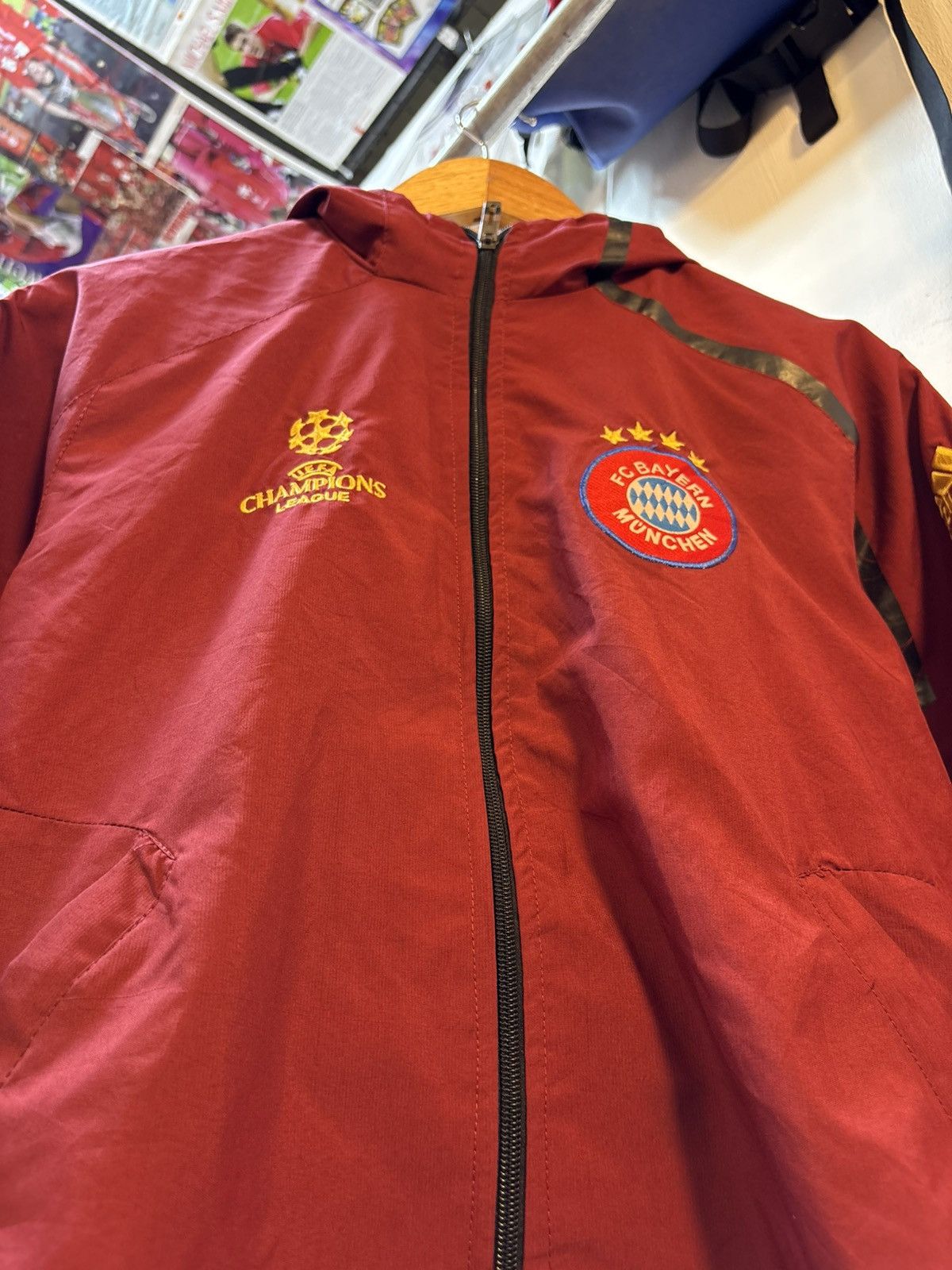Adidas Vintage FC Bayern Munich Tracksuit Size US S / EU 44-46 / 1 - 2 Thumbnail