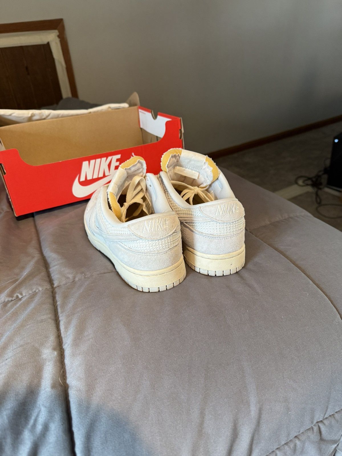 Nike Nike Dunk Low Phantom Light Bone Size US 10 / EU 43 - 2 Thumbnail