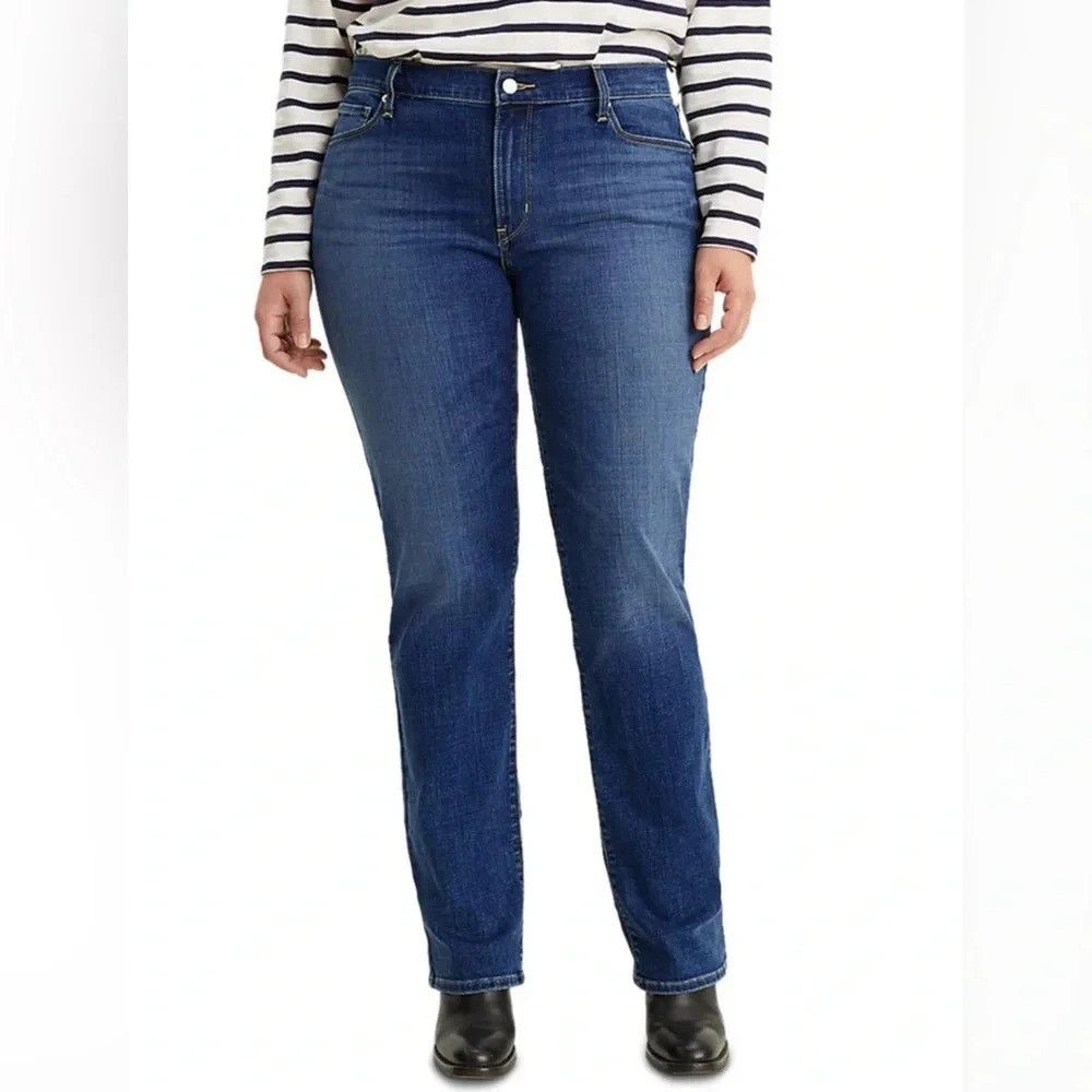 Levi's Levi's Trendy Plus Size Classic Straight Leg Jeans Size 22" - 1 Thumbnail