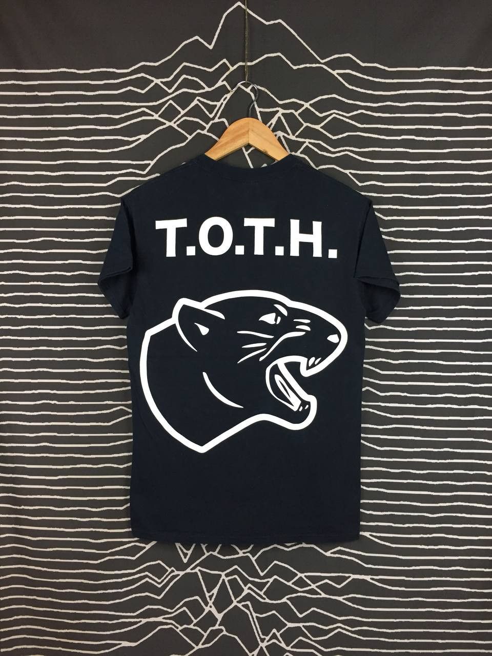 Band Tees × Vintage Code Orange Metalcore Band Thinners Of The Herd T.O.T.H Tee Size US S / EU 44-46 / 1 - 1 Thumbnail