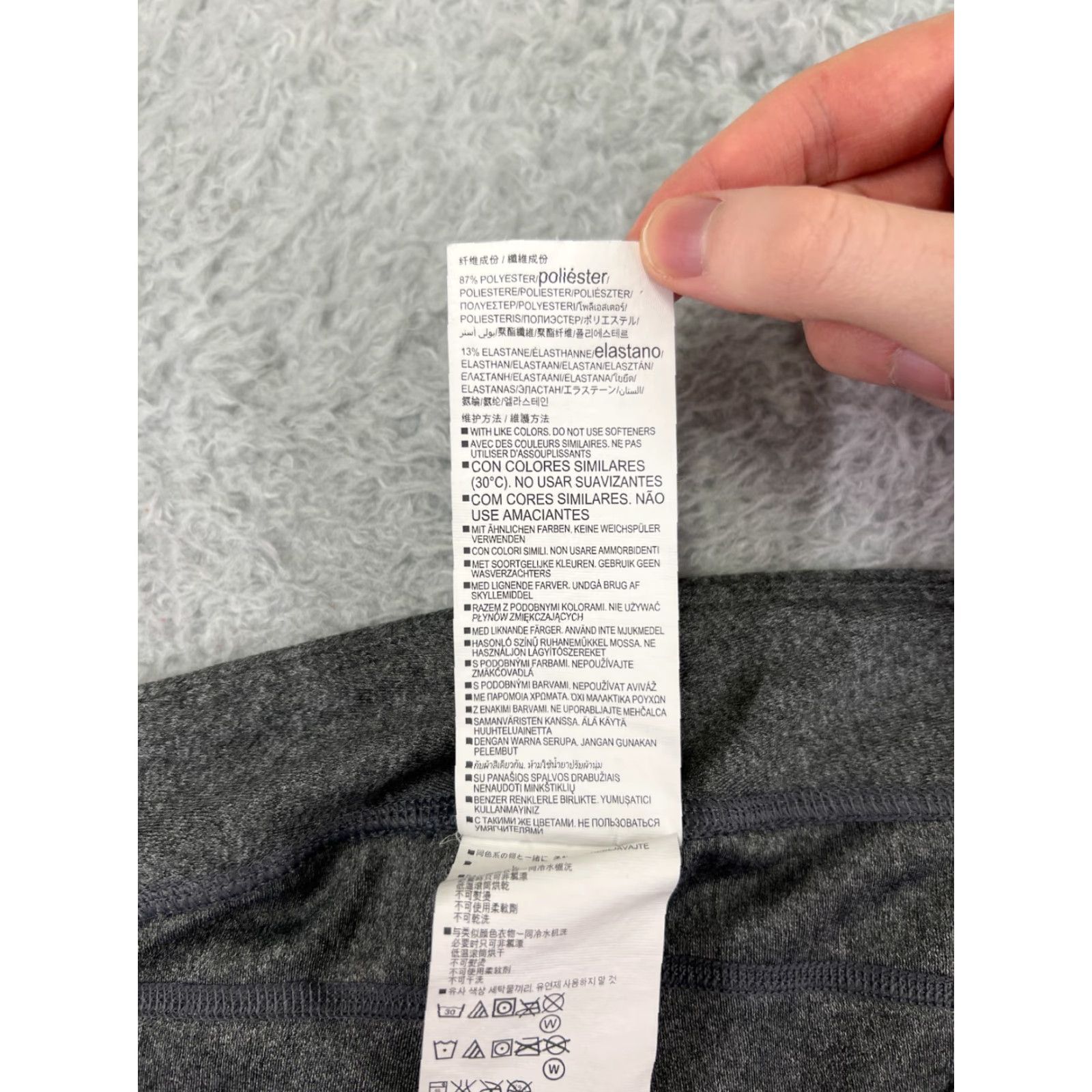Under Armour Under Armor Leggings Womens M Gray Crop Capri Athletic Polyester Blend Yoga Size 32" / US 10 / IT 46 - 4 Thumbnail
