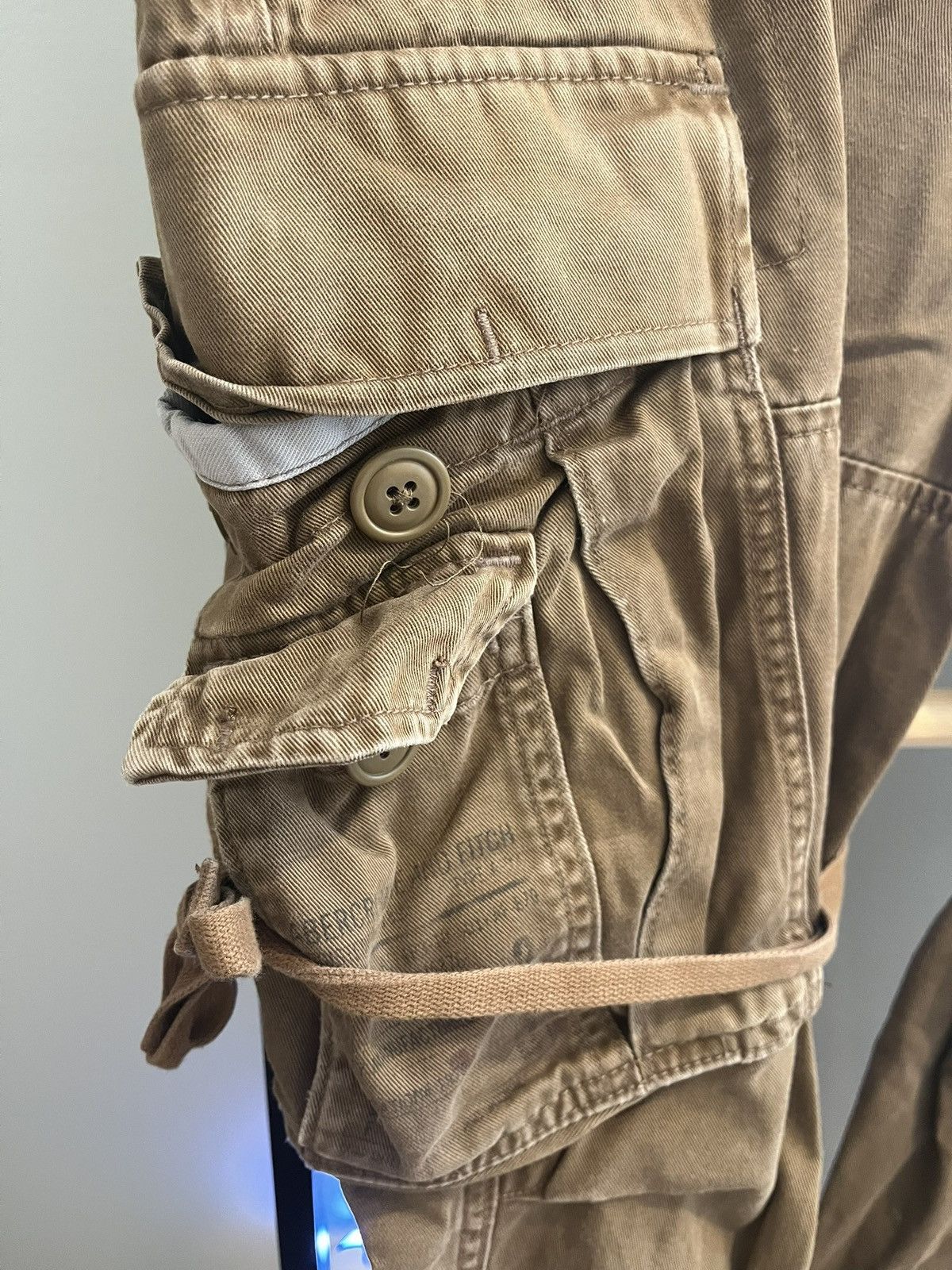 Abercrombie & Fitch Vintage Abercrombie tan cargo pants Size US 36 / EU 52 - 2 Thumbnail