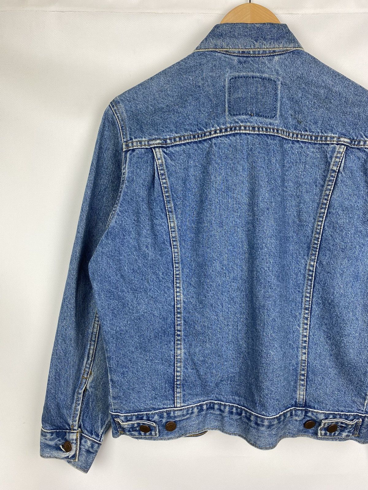 Levi's × Vintage Levis vintage men’s denim trucker jacket size Xl Size US XL / EU 56 / 4 - 14 Thumbnail