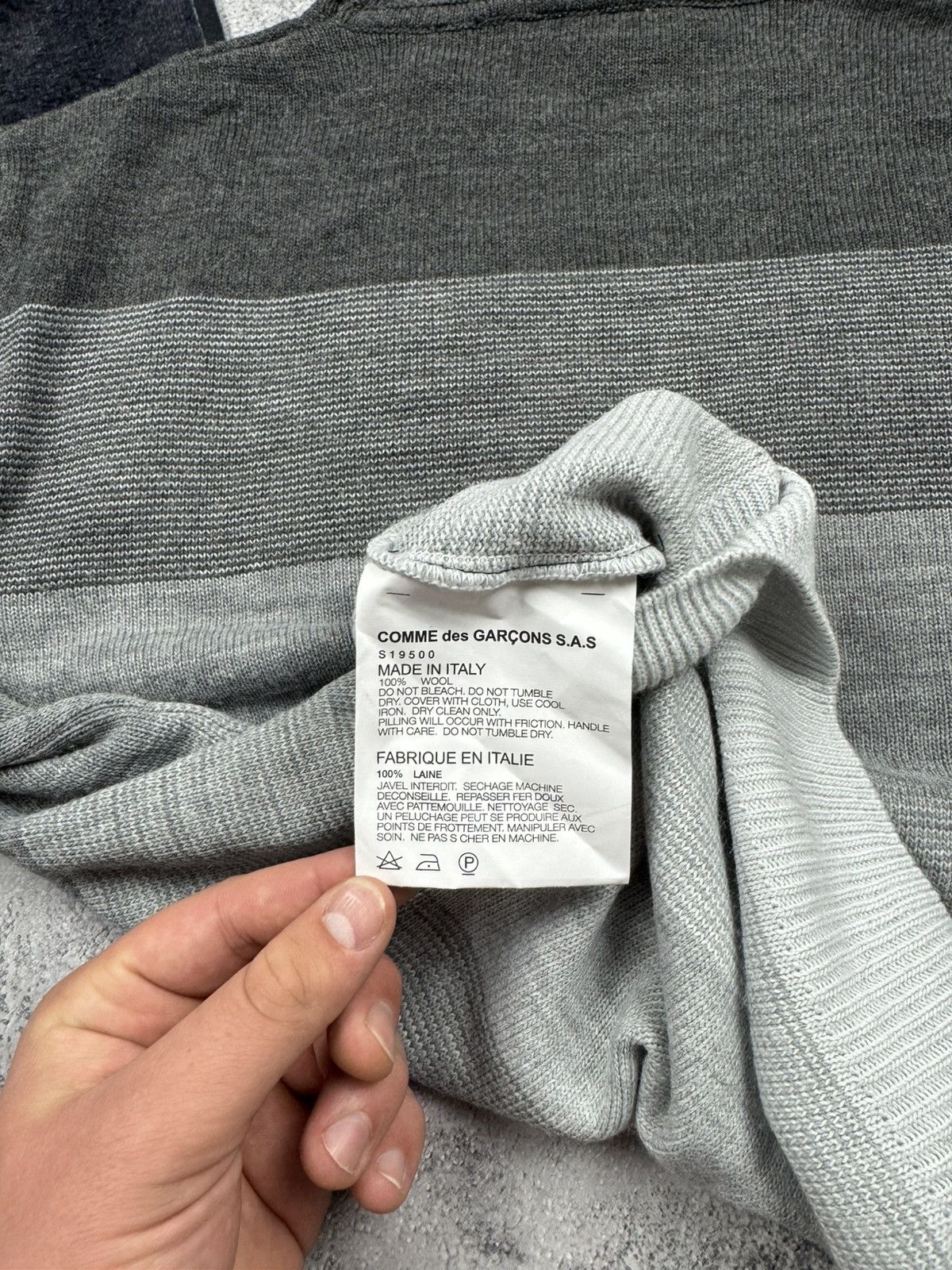 Comme des Garcons SHIRT Comme des Garçons SHIRT Gradient Striped Sweater Grey Sz L Size US L / EU 52-54 / 3 - 14 Thumbnail