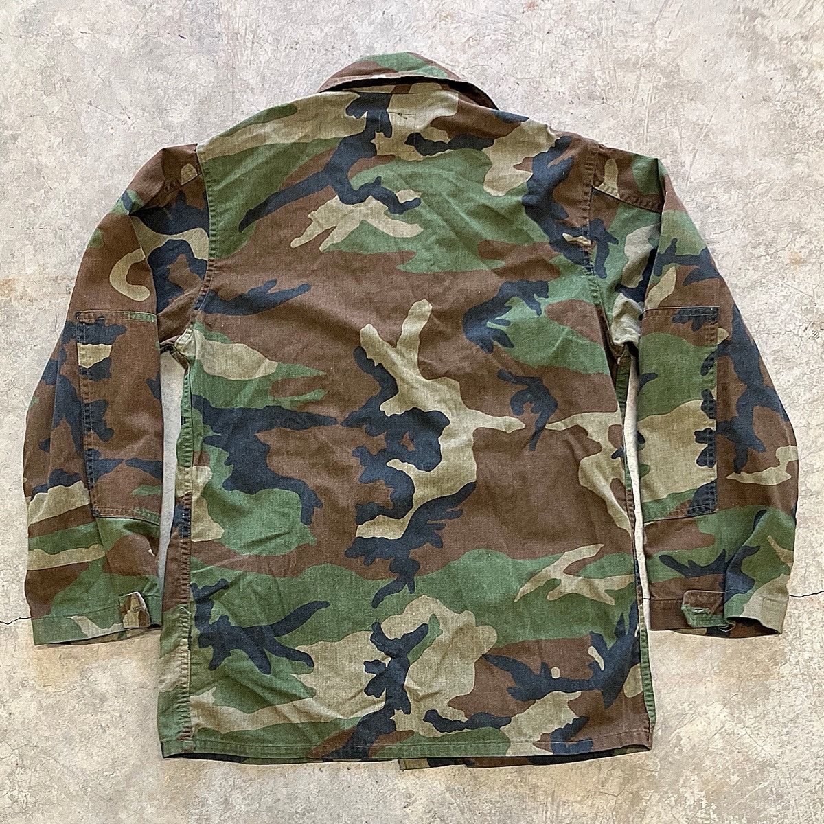 Vintage Vintage U.S. Army Camo Field Jacket Size US S / EU 44-46 / 1 - 2 Thumbnail