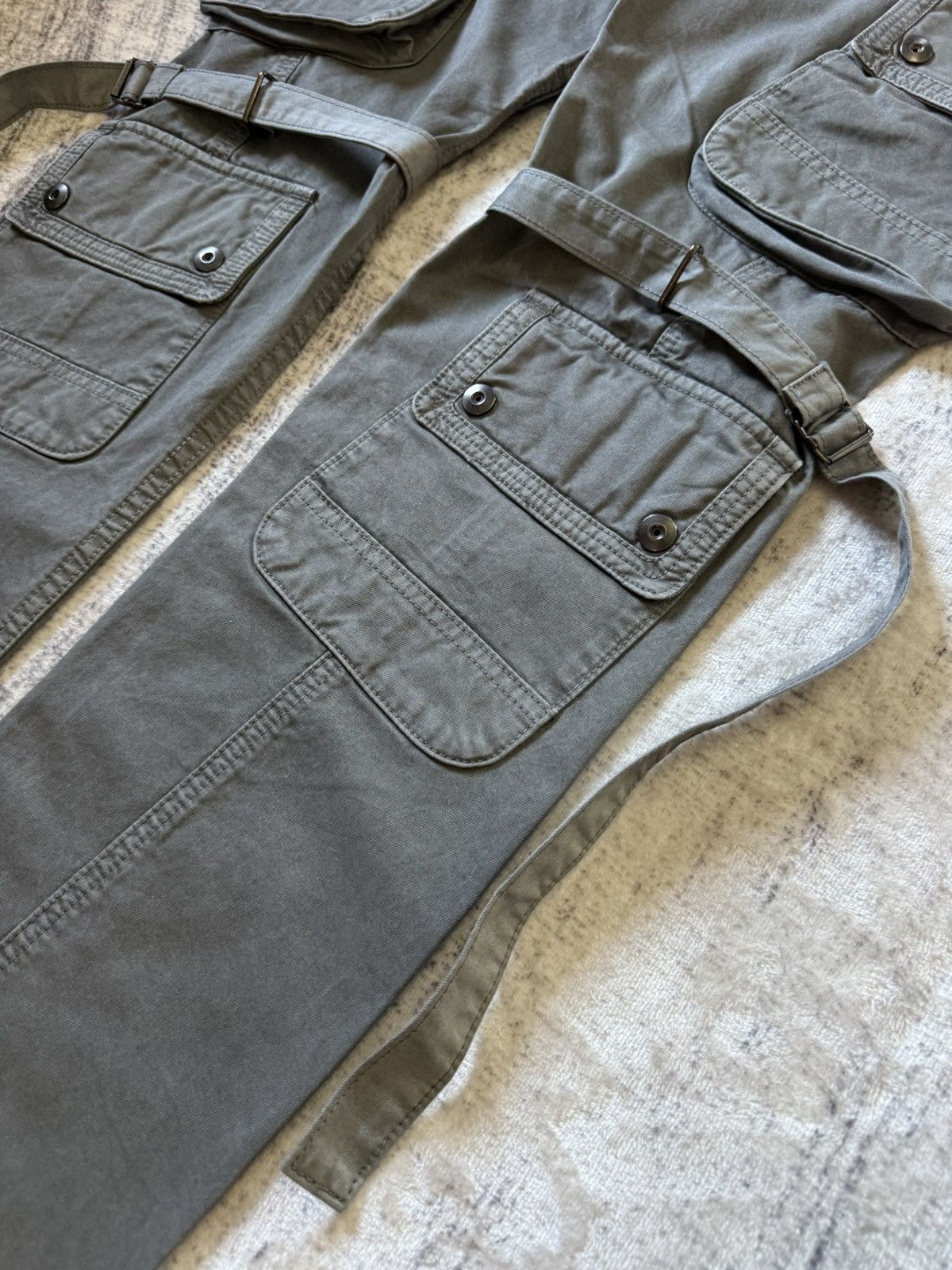Japanese Brand Tette Homme Plag Bondage Deconstructed Cut & Sew Cargo Pants Size US 32 / EU 48 - 7 Thumbnail