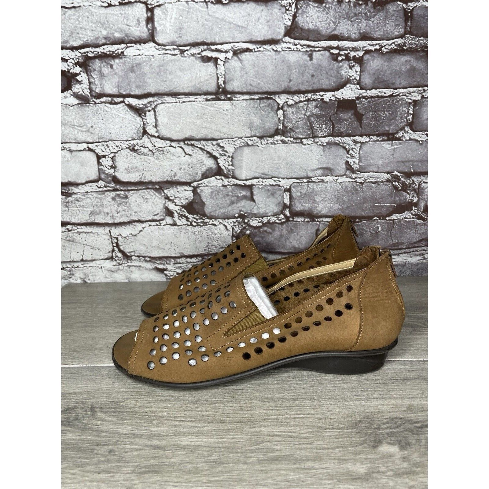 Other Sesto Meucci Evonne Brown Nubuck Perforated Open Toe Back Zi Size US 10 / IT 40 - 22 Thumbnail