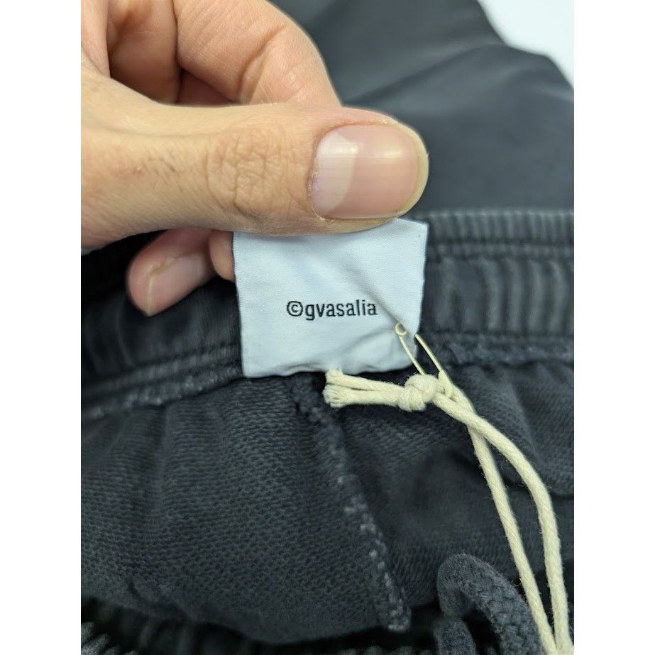 Vetements o1rshd1 Sweatpants & Joggers in Black Size US 30 / EU 46 - 18 Thumbnail
