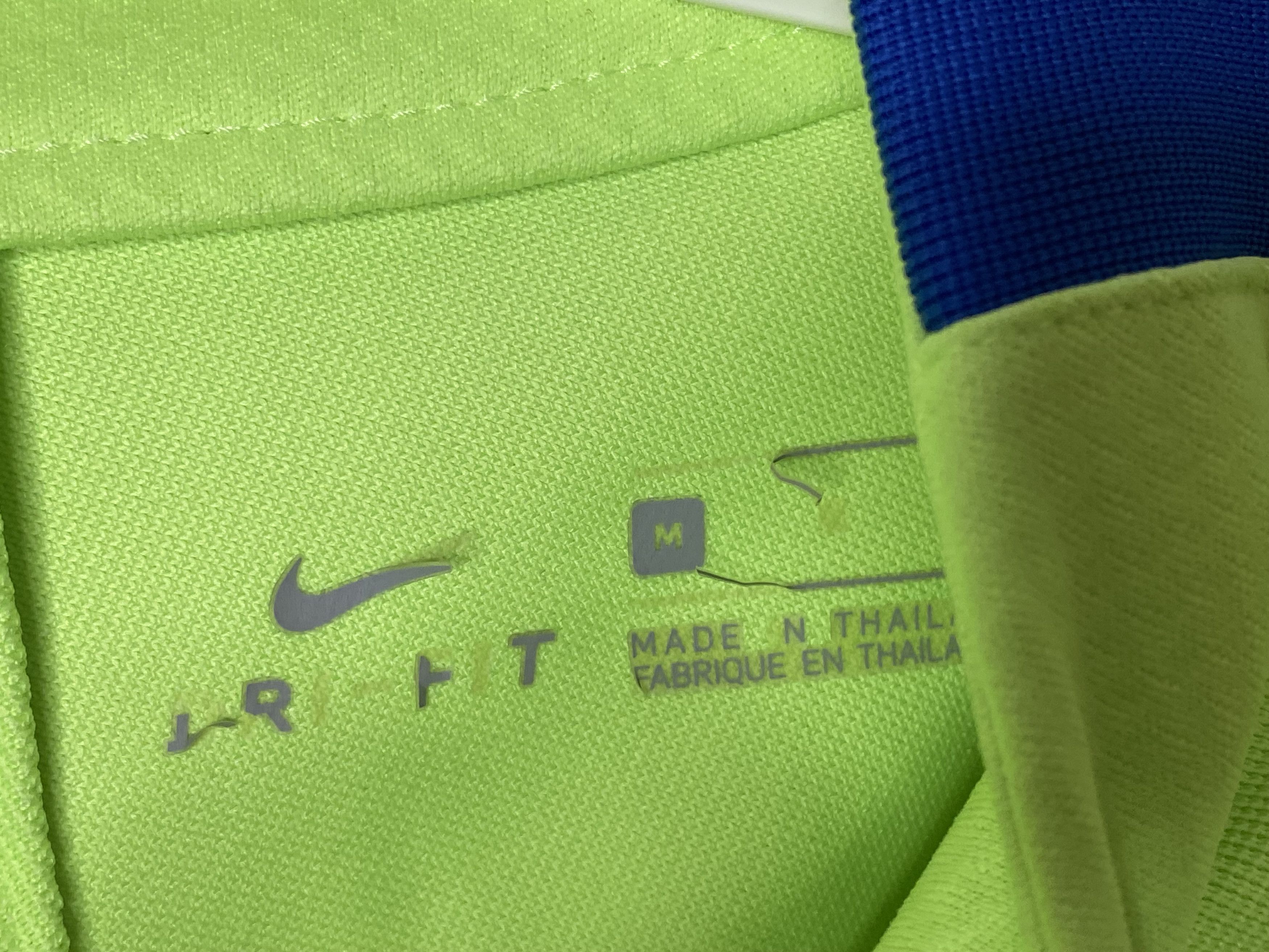 Nike BARCELONA 2017 TRAINING SWEATER FOOTBALL SHIRT SOCCER JERSEY Size US M / EU 48-50 / 2 - 6 Thumbnail