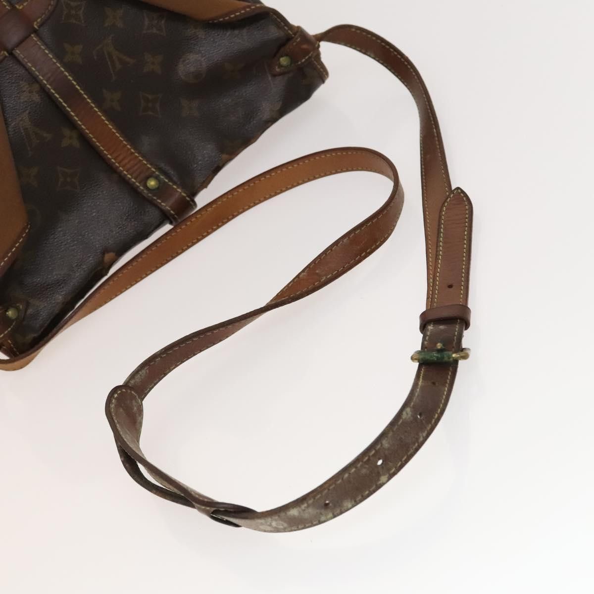 Louis Vuitton LOUIS VUITTON Monogram Saumur 30 Shoulder Bag M42256 Size ONE SIZE - 8 Thumbnail