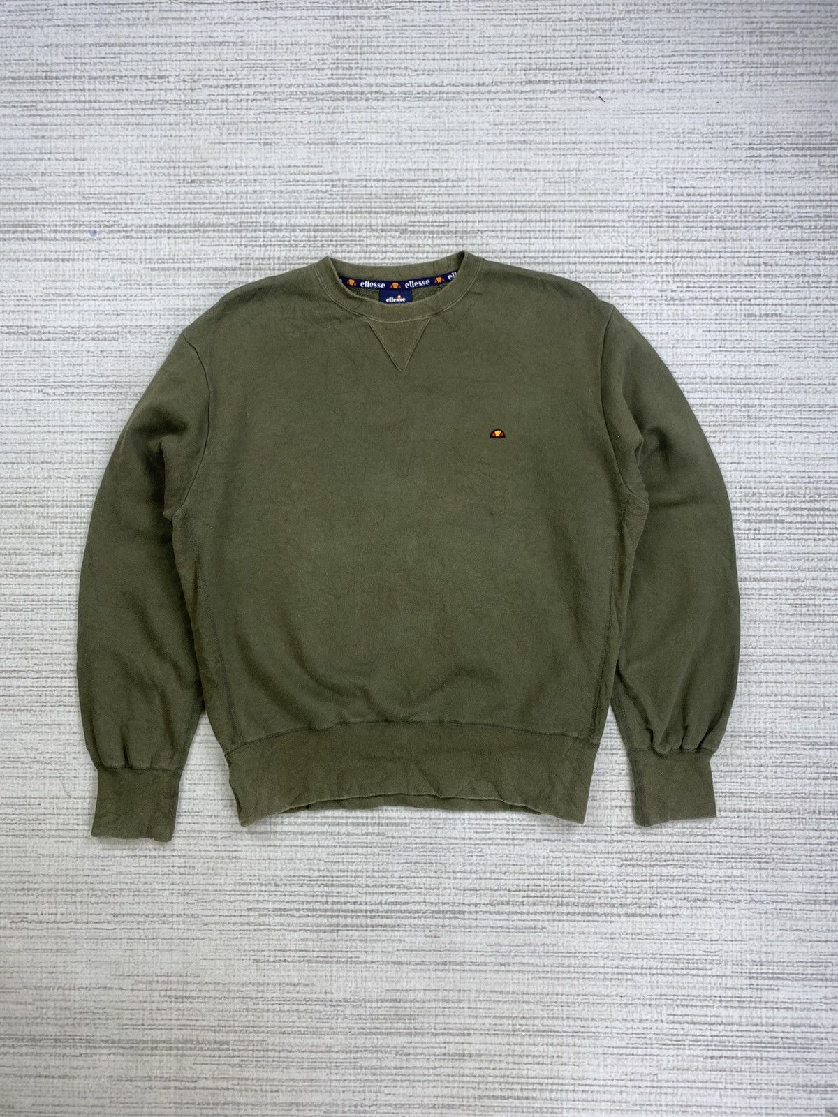 Ellesse × Japanese Brand × Vintage Vintage Ellesse Embroidery Logo Sweatshirt Size US L / EU 52-54 / 3 - 1 Thumbnail