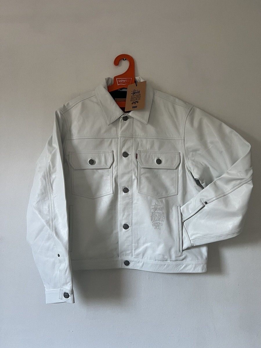 Levi's × Stussy New Levis x Stussy Leather Jacket Tofu size L Size US L / EU 52-54 / 3 - 1 Thumbnail
