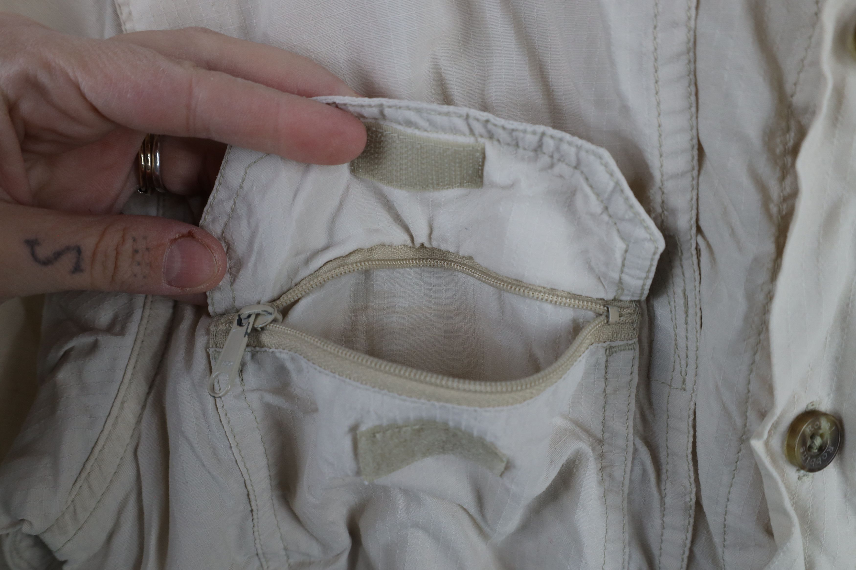 Royal Robbins × Vintage Vintage 90s Royal Robbins Ripstop Short Sleeve Button Shirt Size US S / EU 44-46 / 1 - 8 Thumbnail