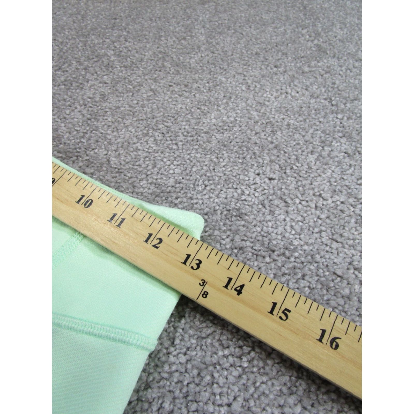 Lululemon VINTAGE Lululemon Pants Womens Medium Green Yoga Capri Activewear Sports Athleisure 2010s Size 27" / US 4 / IT 40 - 6 Thumbnail