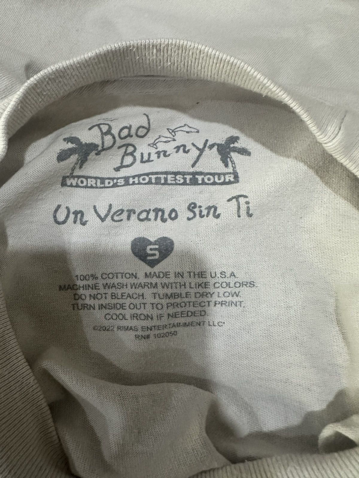 Band Tees Bad Bunny World Tour Size US S / EU 44-46 / 1 - 9 Thumbnail