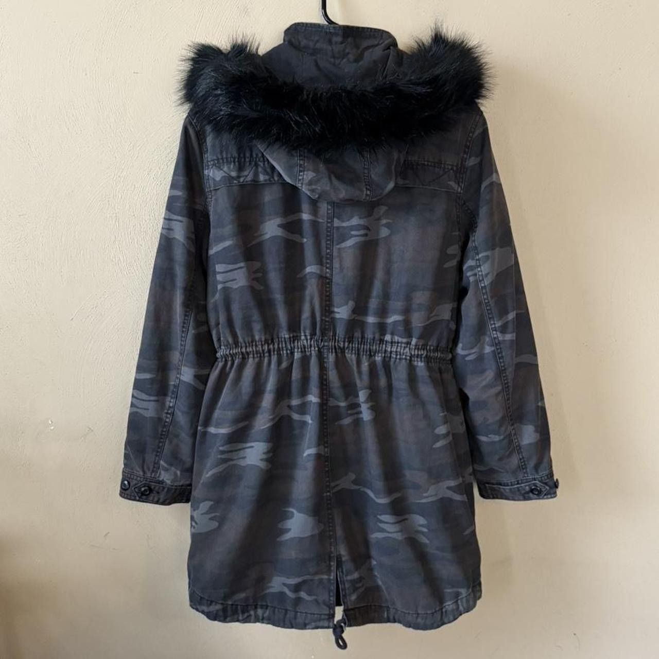 American Eagle Outfitters Y2K American Eagle Camo M65 Military Fur Hooded Coat Jacket Size M / US 6-8 / IT 42-44 - 2 Thumbnail