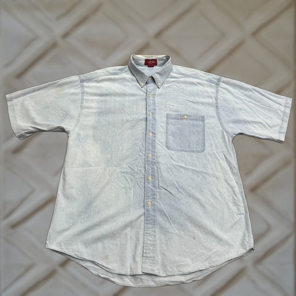 Vintage VINTAGE Arbor Way Button-Down Shirt Mens Large Chambray Short Sleeve Blue 50 in Chest Mens Casual Shirt Size US L / EU 52-54 / 3 - 1 Thumbnail