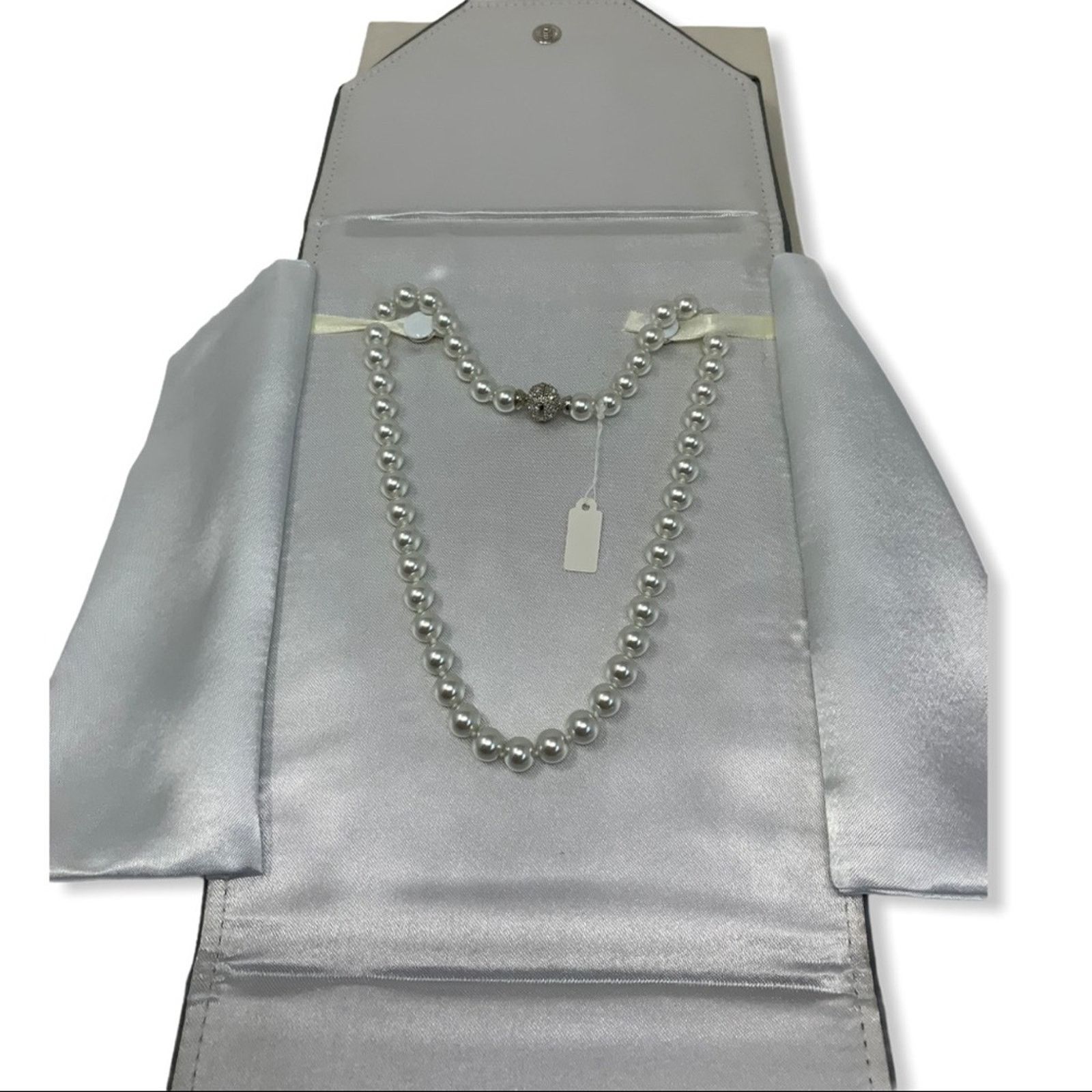 Other Pearl Necklace Silver Crystal Ball Clasp Wedding Bride Size ONE SIZE - 1 Thumbnail