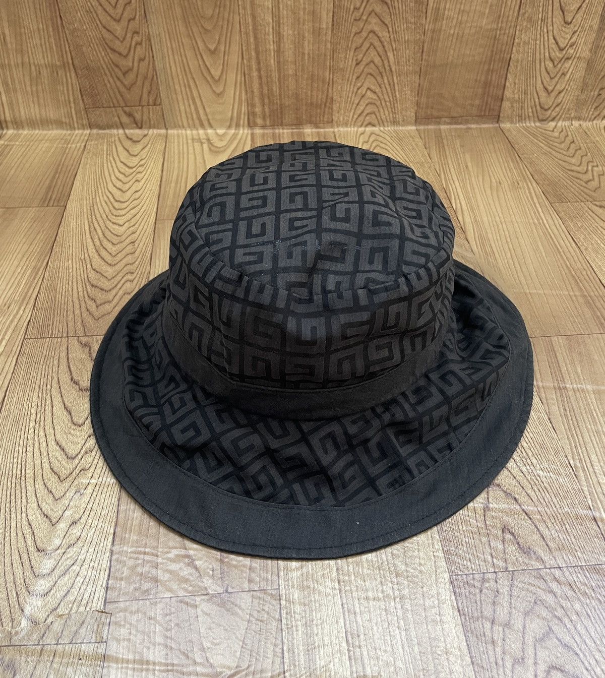 Givenchy Very Rare Vintage Brand Givenchy Monogram Bucket Hat 1990s Size ONE SIZE - 2 Thumbnail