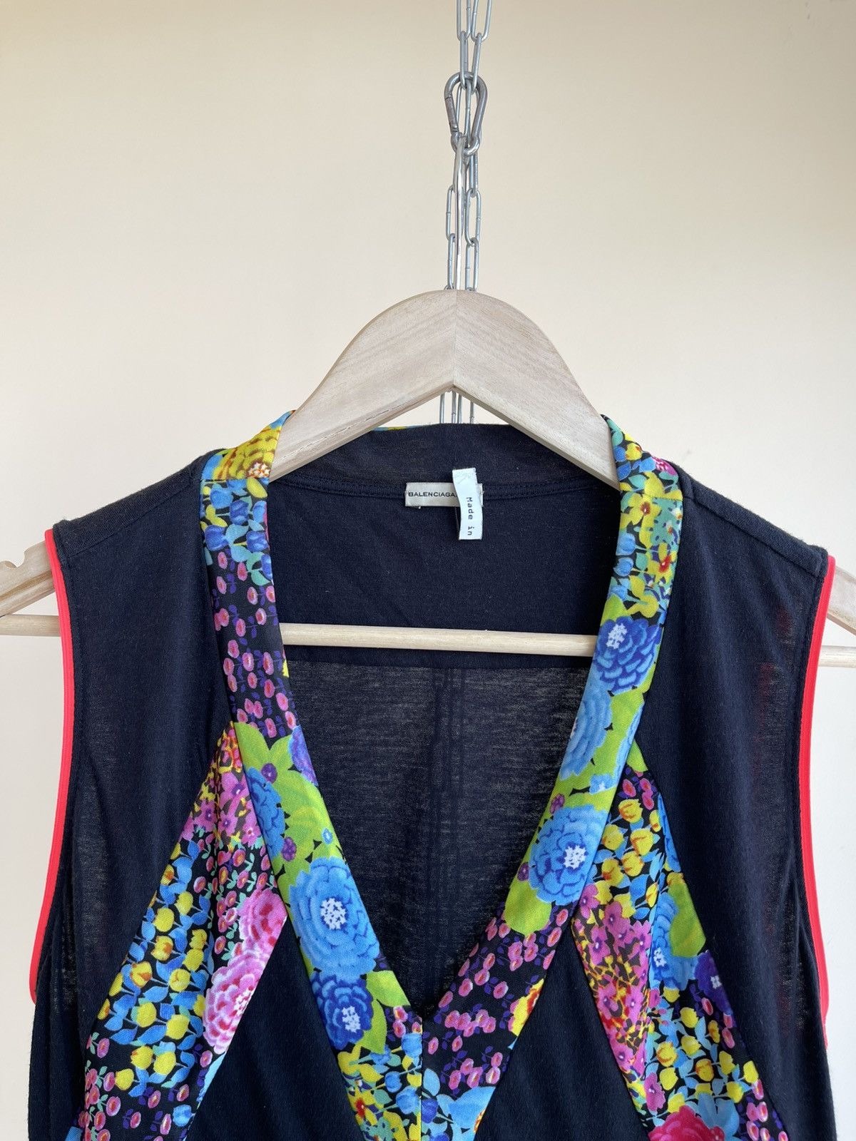 Paris Multicolor Floral Tank Top 2004 Vintage 2000s