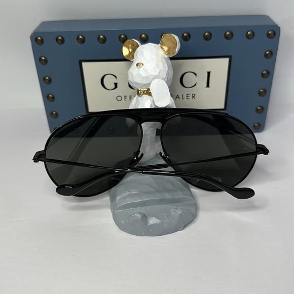 Gucci Authentic Gucci super light, stylish and bold design. The la Size ONE SIZE - 5 Thumbnail