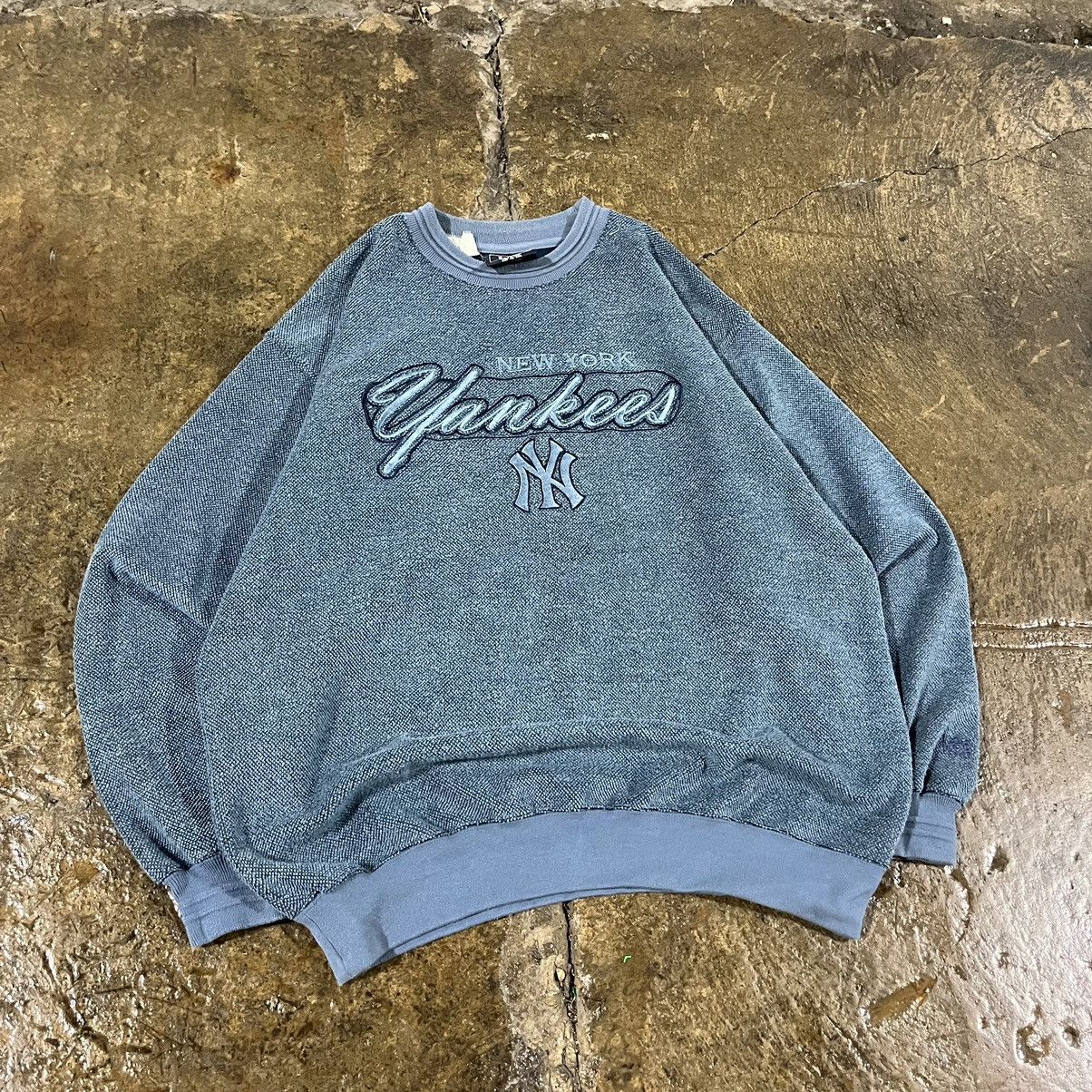 MLB × New York Yankees × Vintage Crazy Vintage 90s New York Yankees MLB Lee Sports Crewneck Size US L / EU 52-54 / 3 - 2 Thumbnail