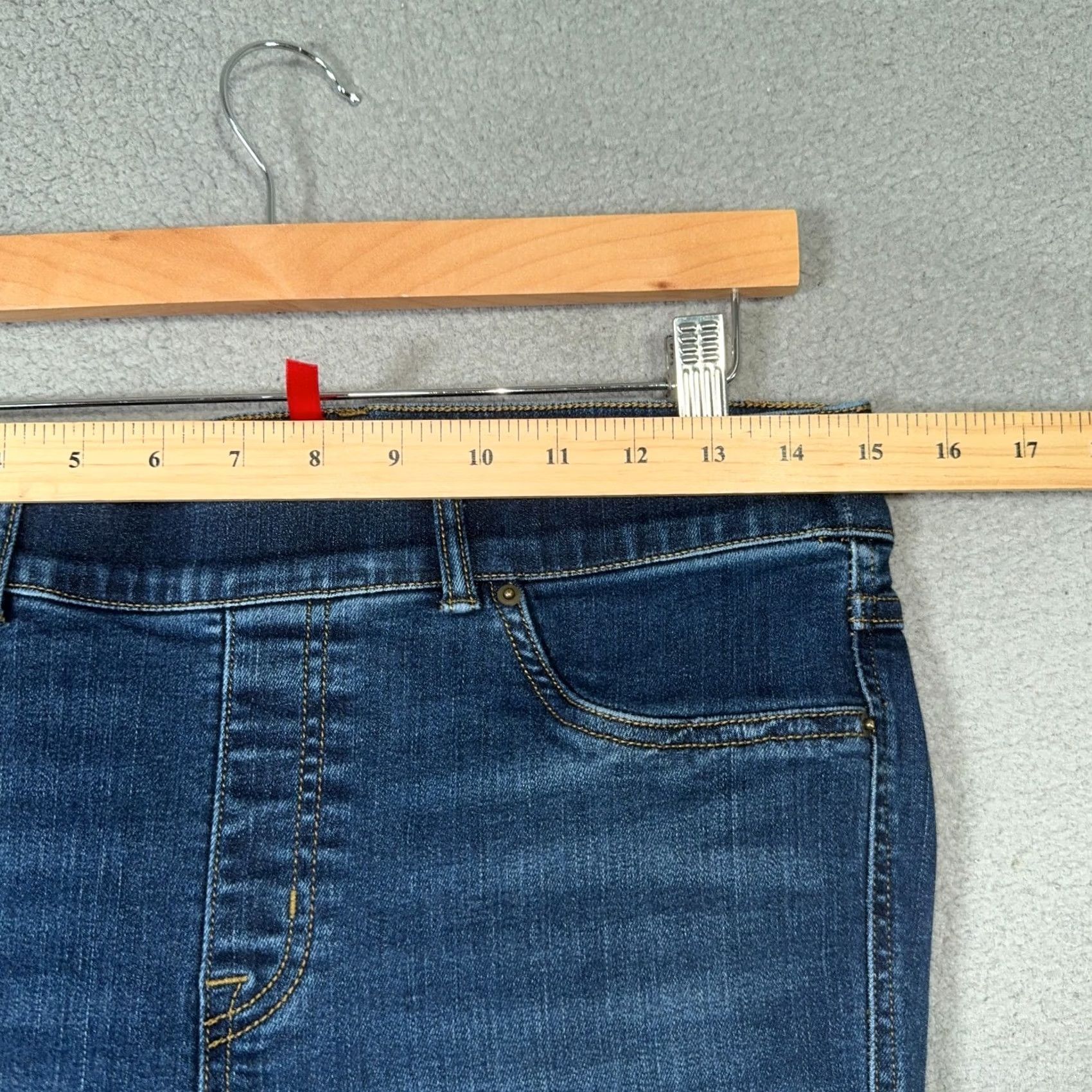 Spanx Spanx Jeans Women High Rise Slim Flared Flare Pull On 30X31 Denim Blue Stretch Cotton Blend Pockets Elastic Waist Medium M IT Size 30" / US 8 / IT 44 - 7 Thumbnail