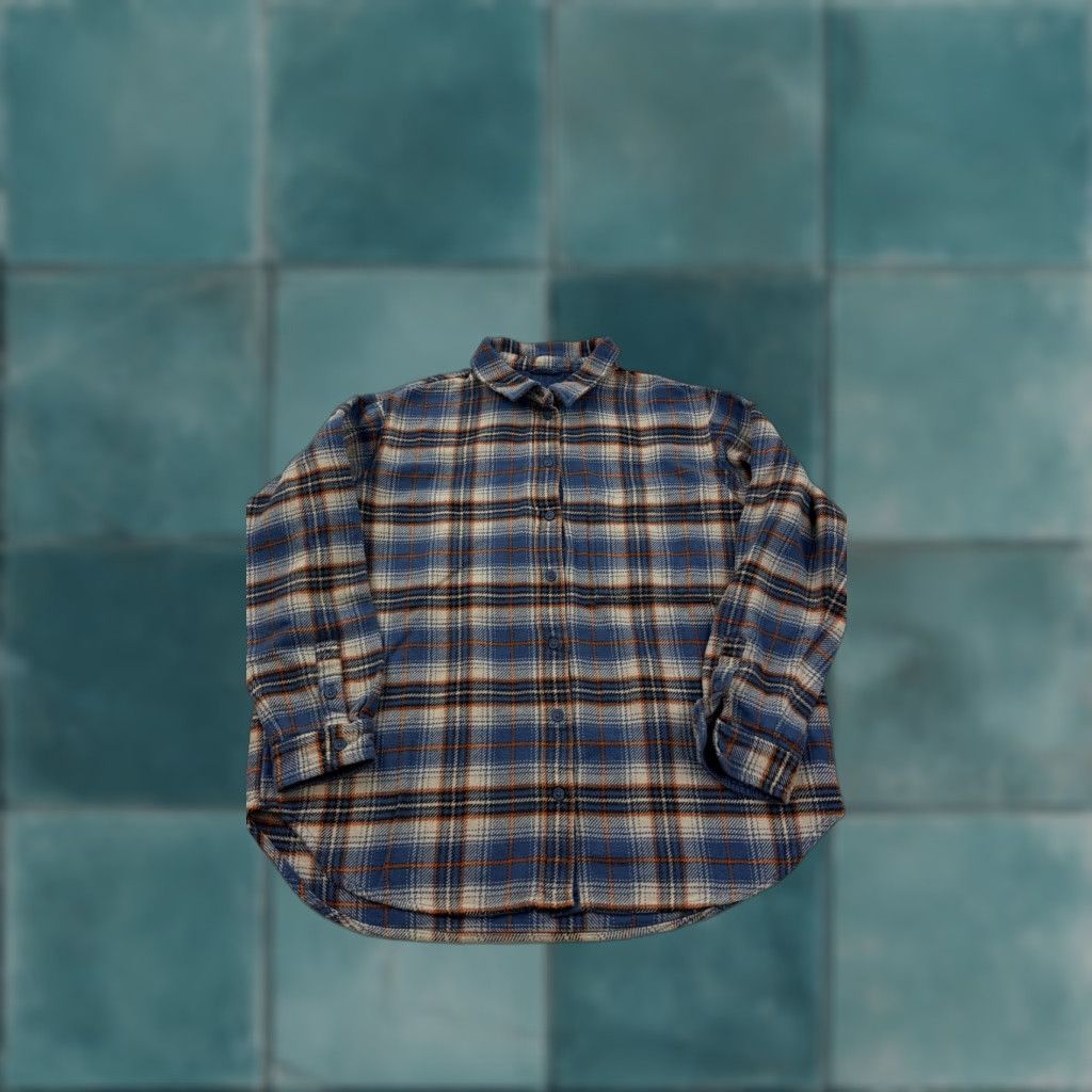 American Eagle Outfitters American Eagle Outfitters Shirt Womens Small Blue Plaid Flannel Long Sleeve Size S / US 4 / IT 40 - 1 Thumbnail