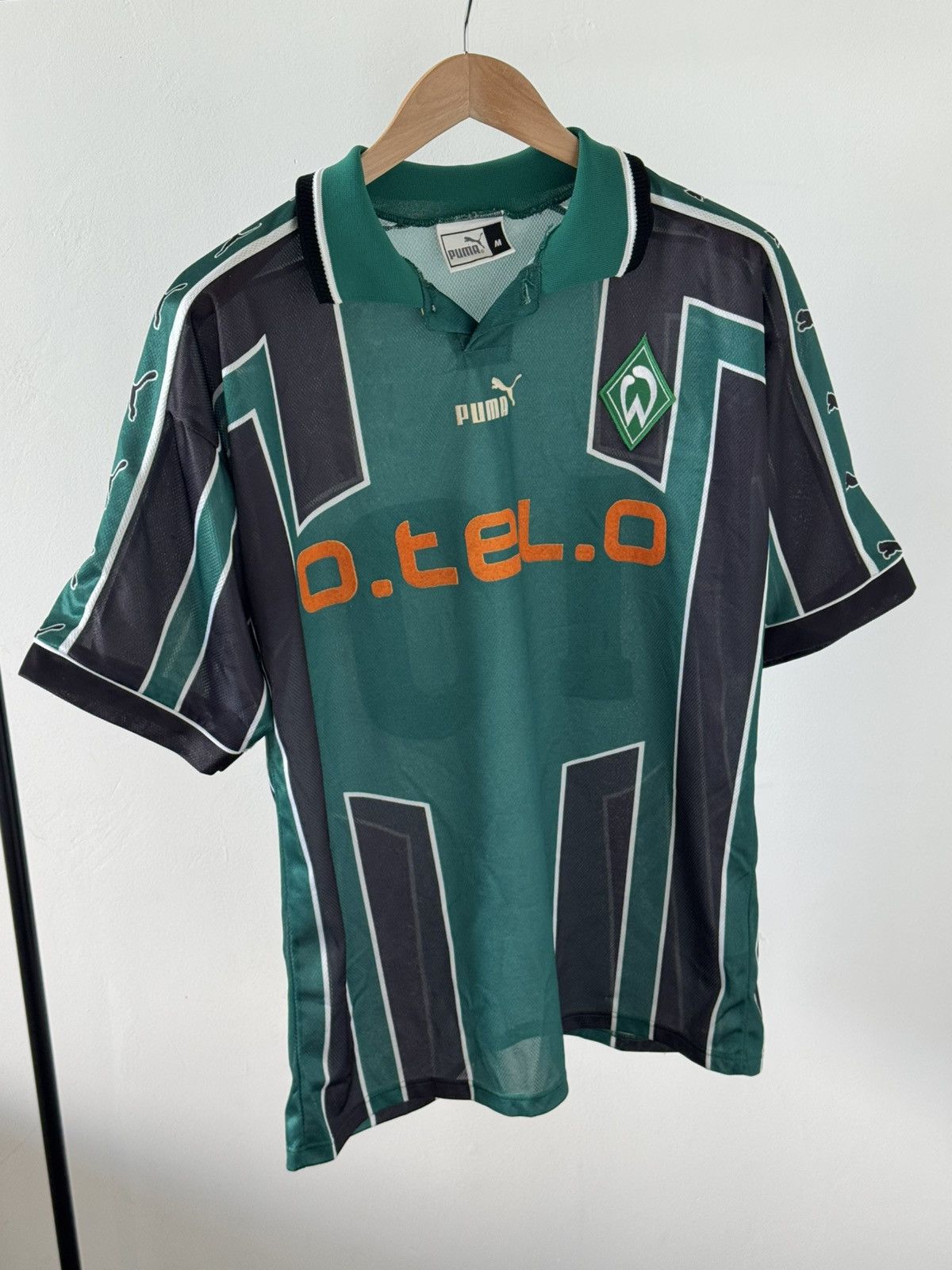 Puma Vintage 1997/1998 SV Werder Bremen Home Jersey #10 Puma Size US M / EU 48-50 / 2 - 2 Thumbnail