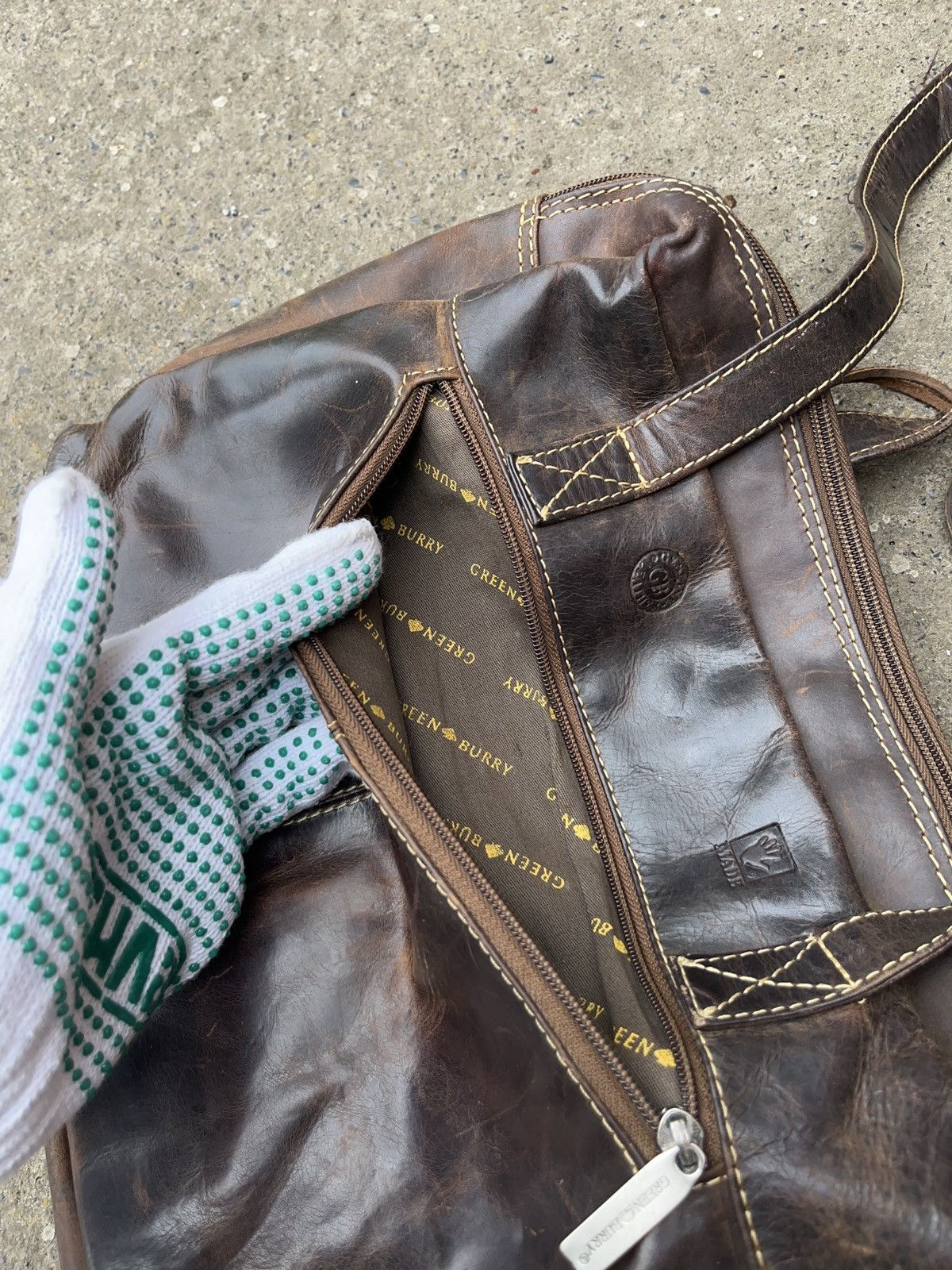 Genuine Leather × Vintage Vintage Green Burry Asymmetrical Faded Leather Pocket Bag Size ONE SIZE - 10 Thumbnail
