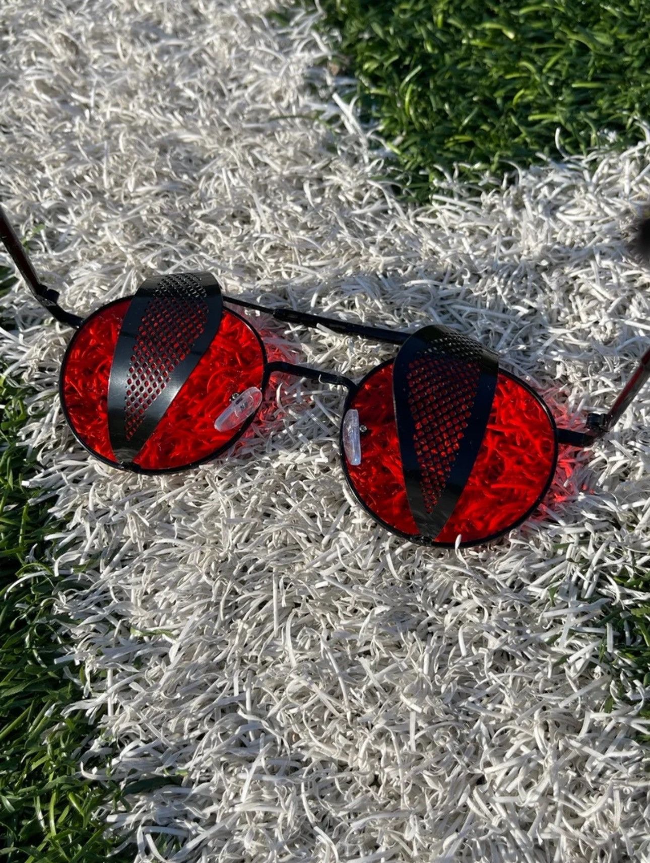 Vintage Vintage Red Lens Round Steampunk Sunglasses Size ONE SIZE - 11 Thumbnail