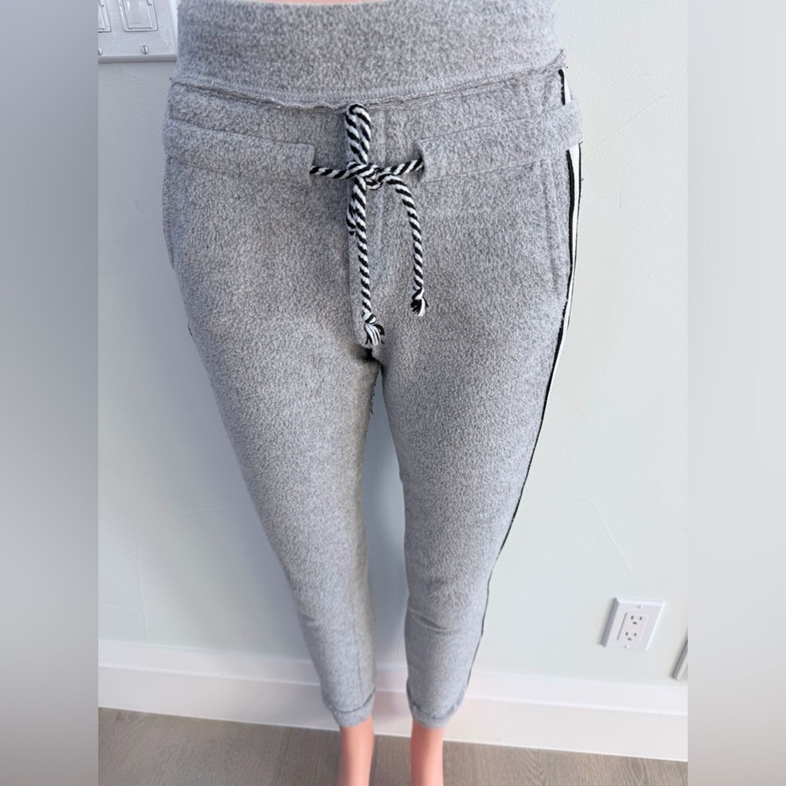 Other New Y2K Gym Fitness Yoga Pilates Gray Jogger Pants size S Size 25" / US 0 / IT 36 - 2 Thumbnail