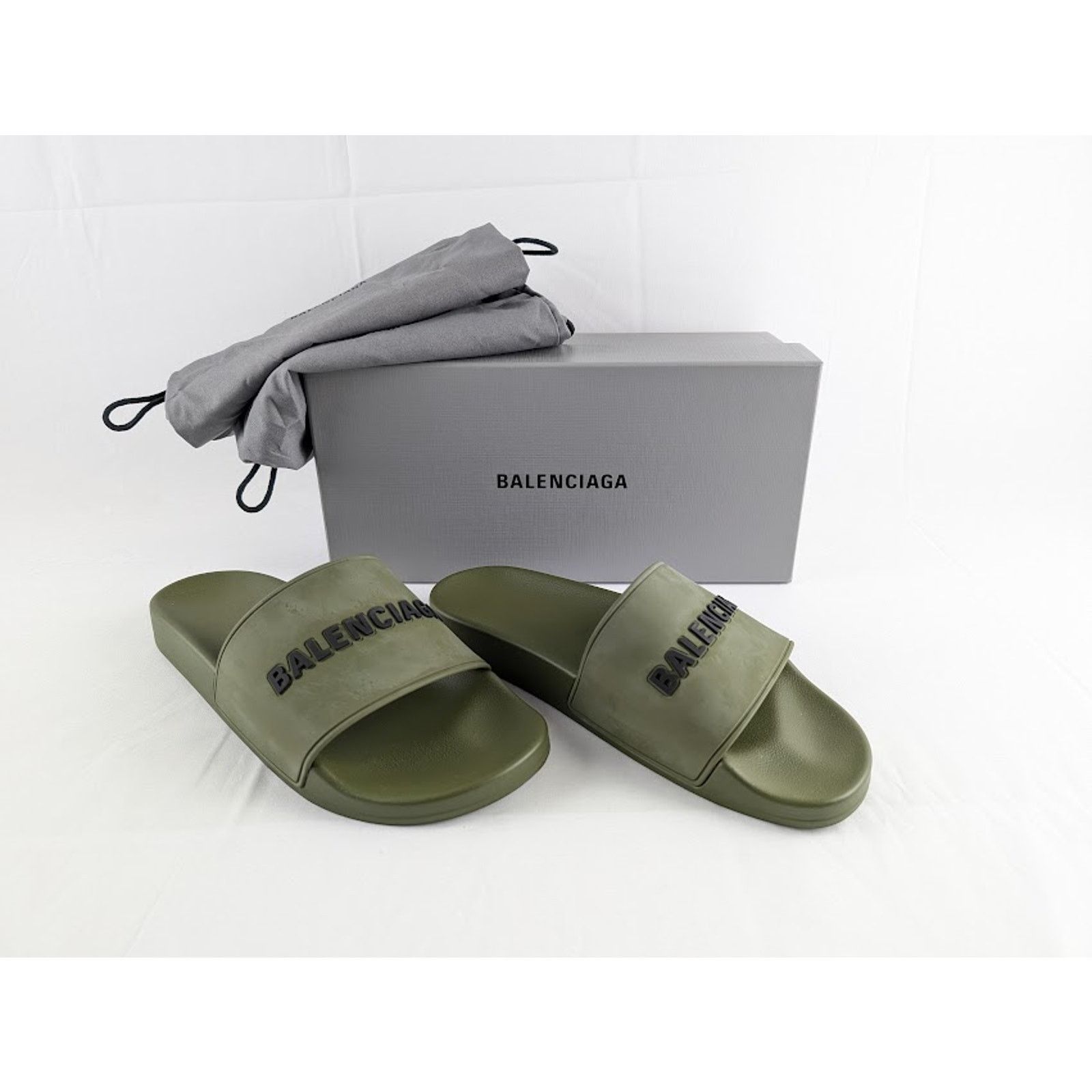 Balenciaga o1rshd1 Smooth Rubber Pool Slide Balenciaga Logo Kaki/Black Size US 12 / EU 45 - 6 Thumbnail