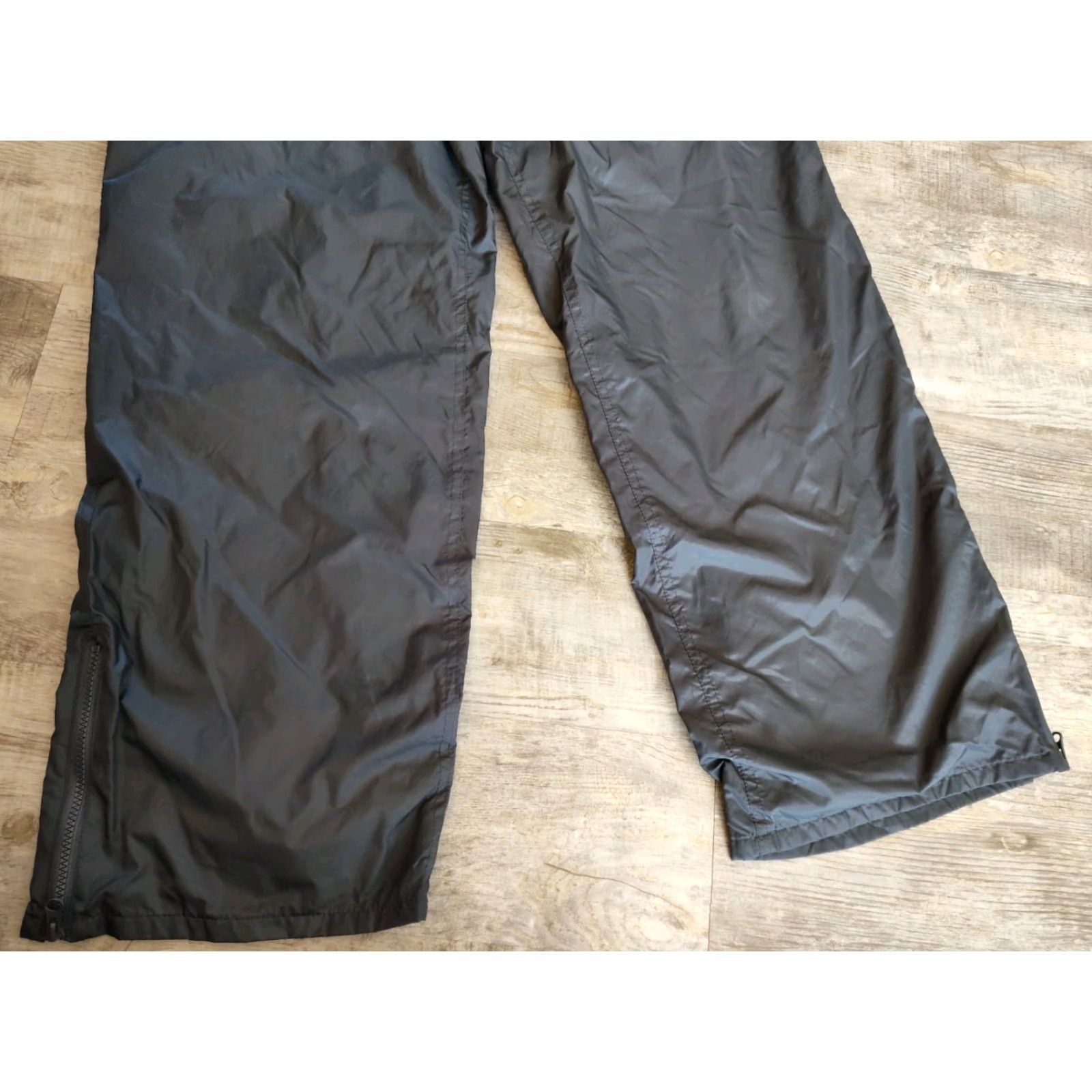 Tommy Hilfiger Vintage Tommy Hilfiger Jeans Windbreaker Pants Men L Gray Y2K 90s Retro Hip Hop Size US 33 - 3 Thumbnail