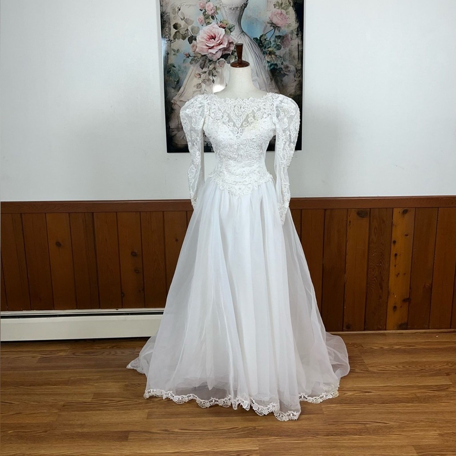 Pretty Vintage 90s Organza Wedding Gown!