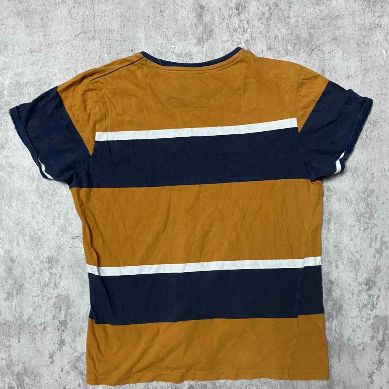 Champion Yellow and navy Champion T-shirt Size US L / EU 52-54 / 3 - 4 Thumbnail