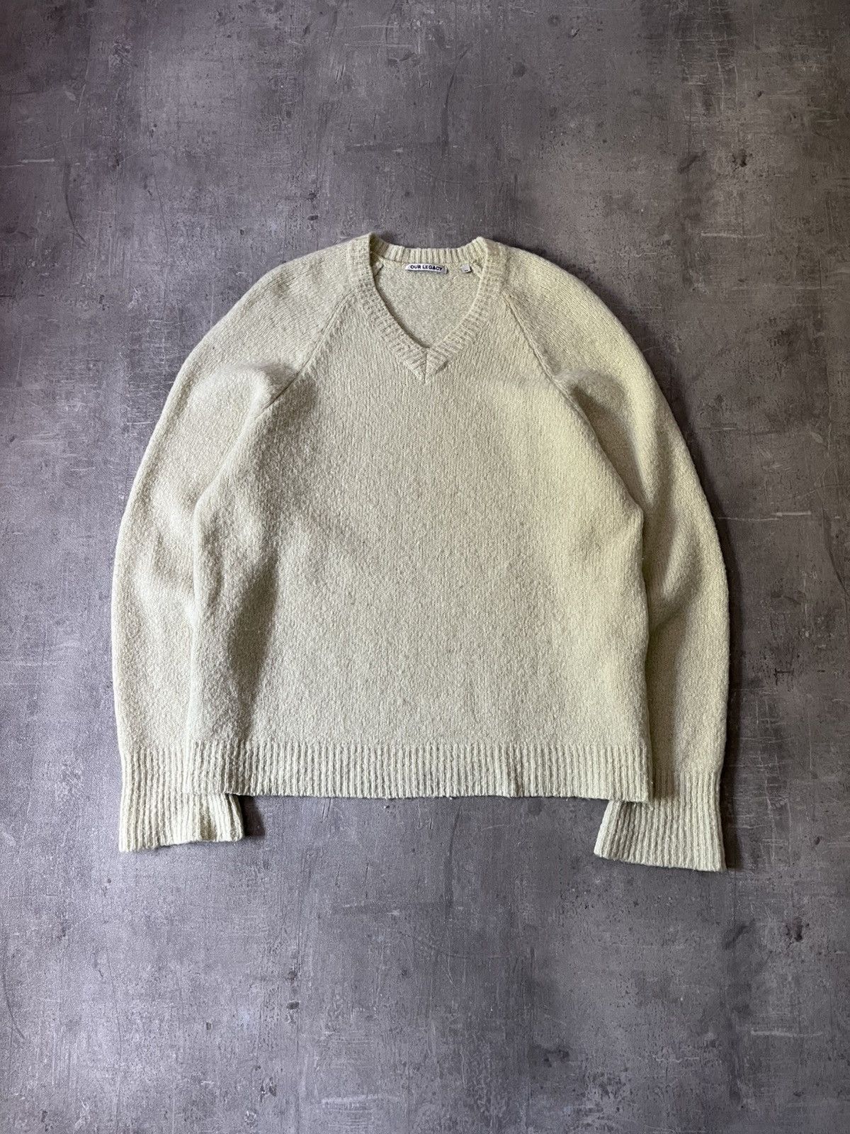 Our Legacy Our Legacy V-Neck Raglan wool alpaca sweater Size US M / EU 48-50 / 2 - 1 Thumbnail