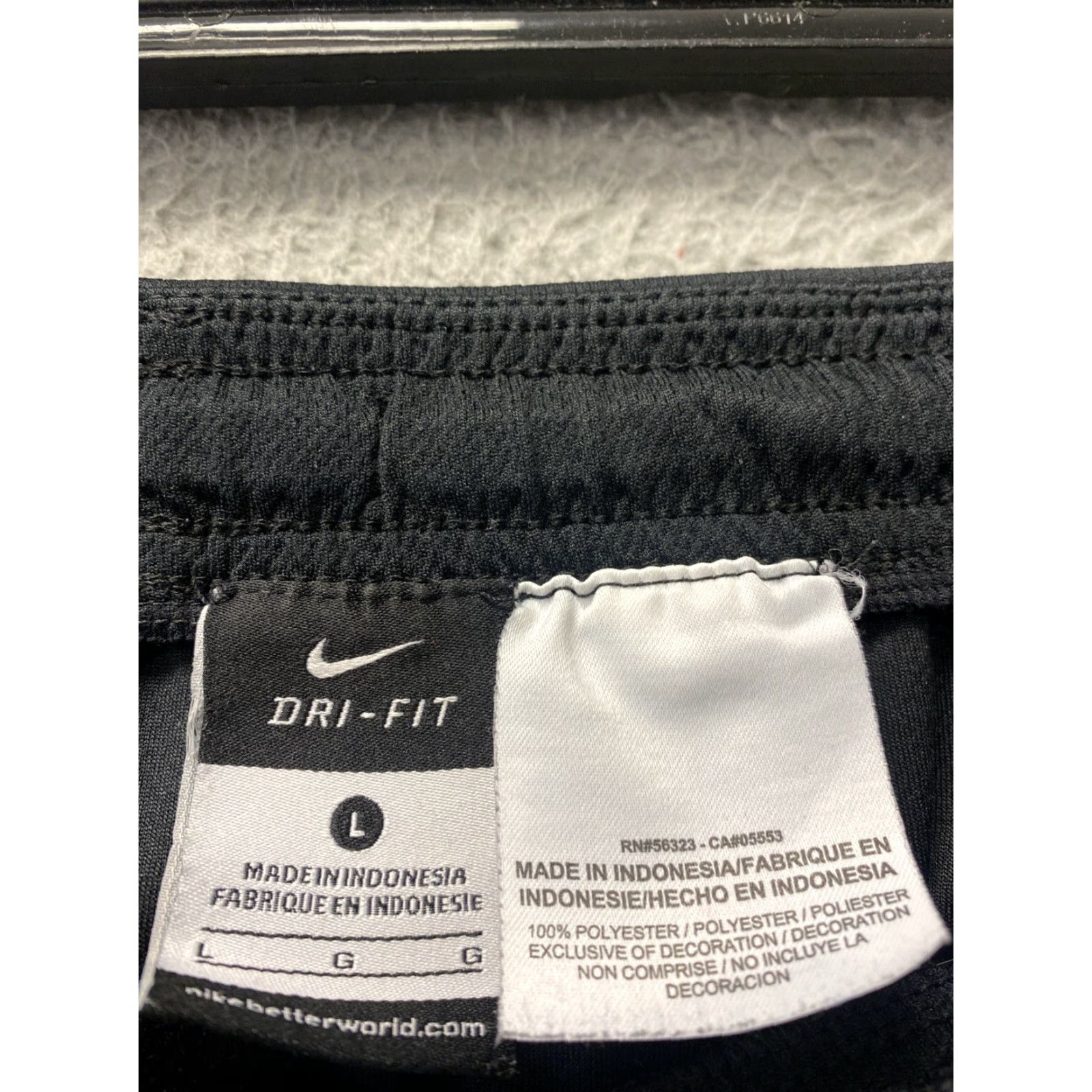 Nike Nike Dri Fit Teens Shorts Large L 28W Black Basketball Polyester /117-10 Size US 33 - 7 Thumbnail